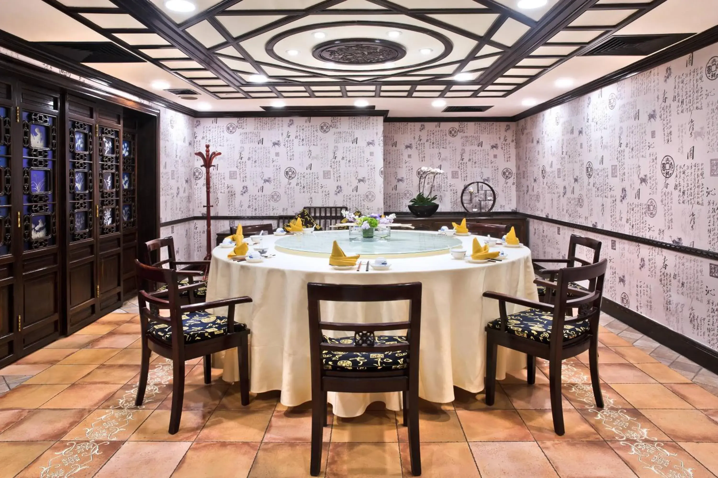 Restaurant/places to eat in China Hotel Guangzhou Restaurant/places to eat in China Hotel Guangzhou