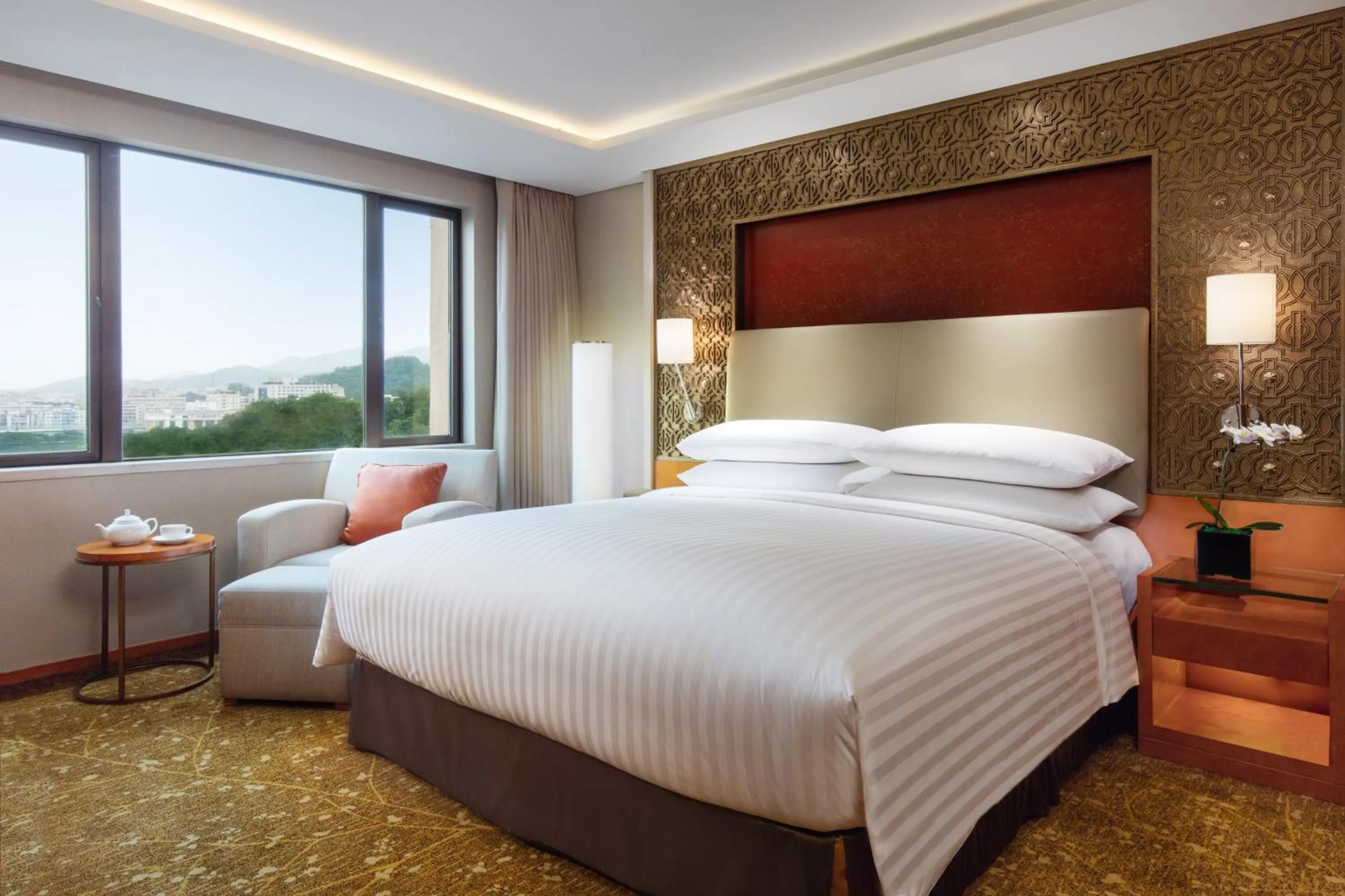 Photo of the whole room, Bed in China Hotel Guangzhou