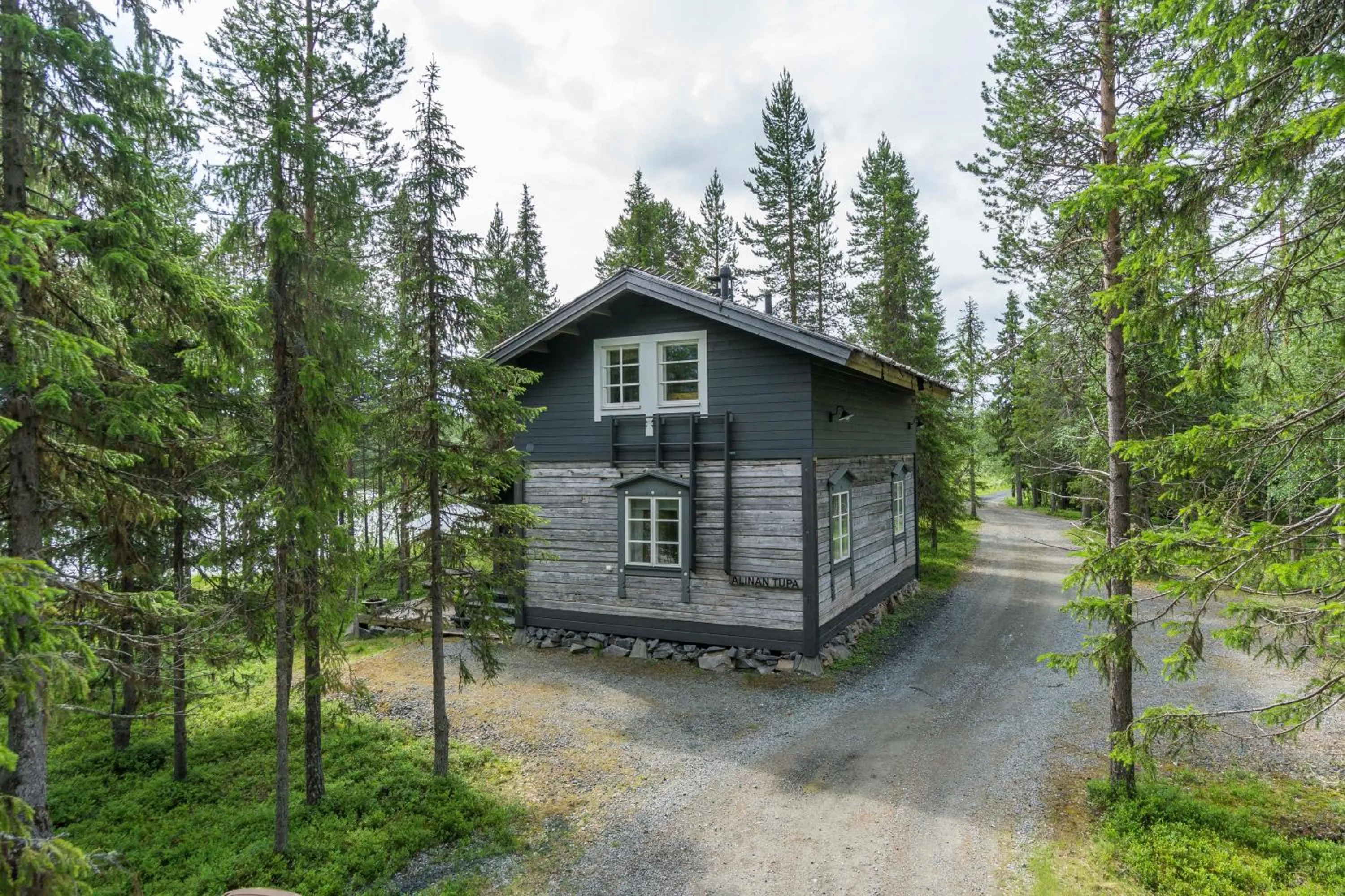 Property building in Iisakki Village