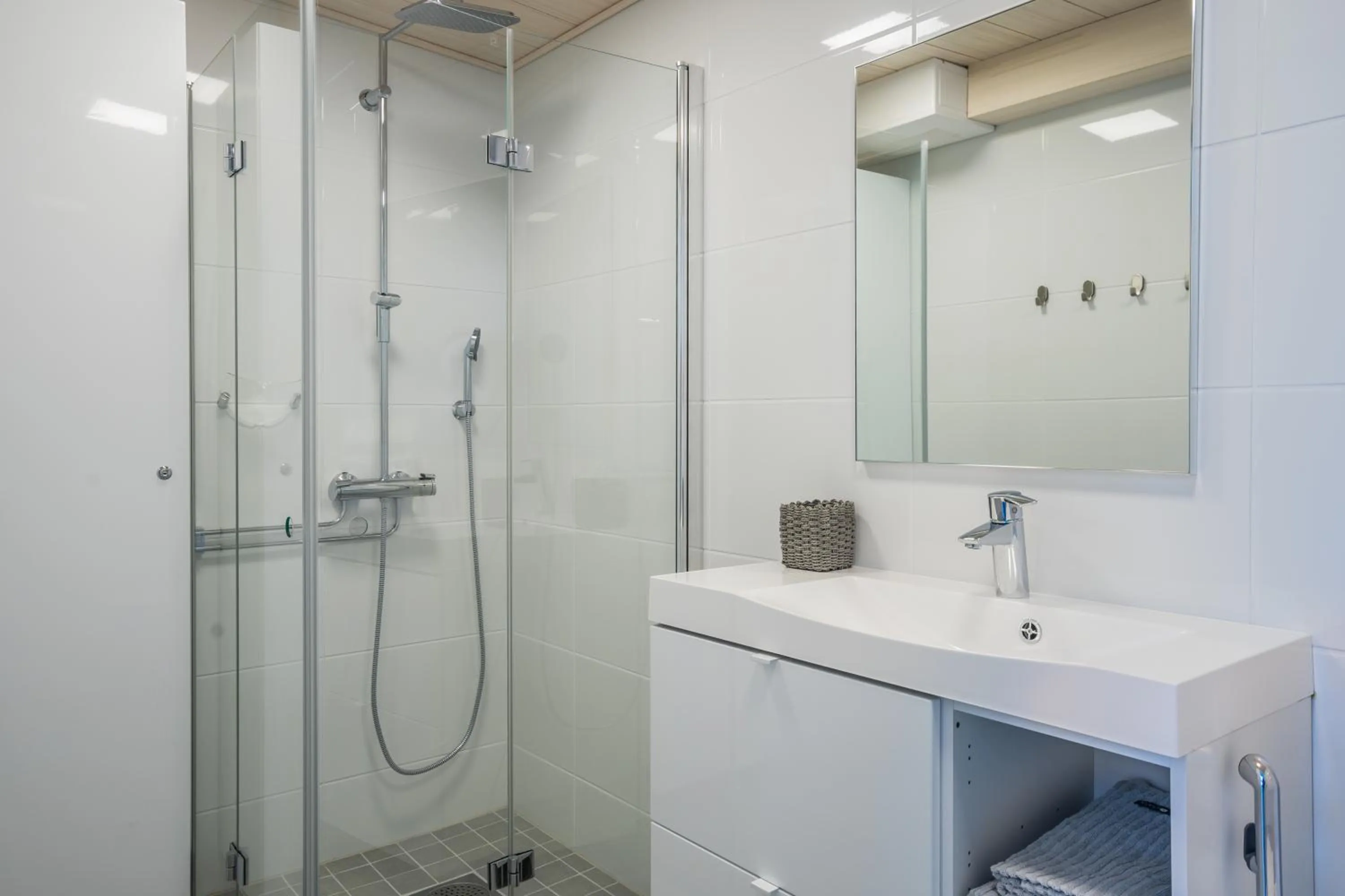 Bathroom in Iisakki Village