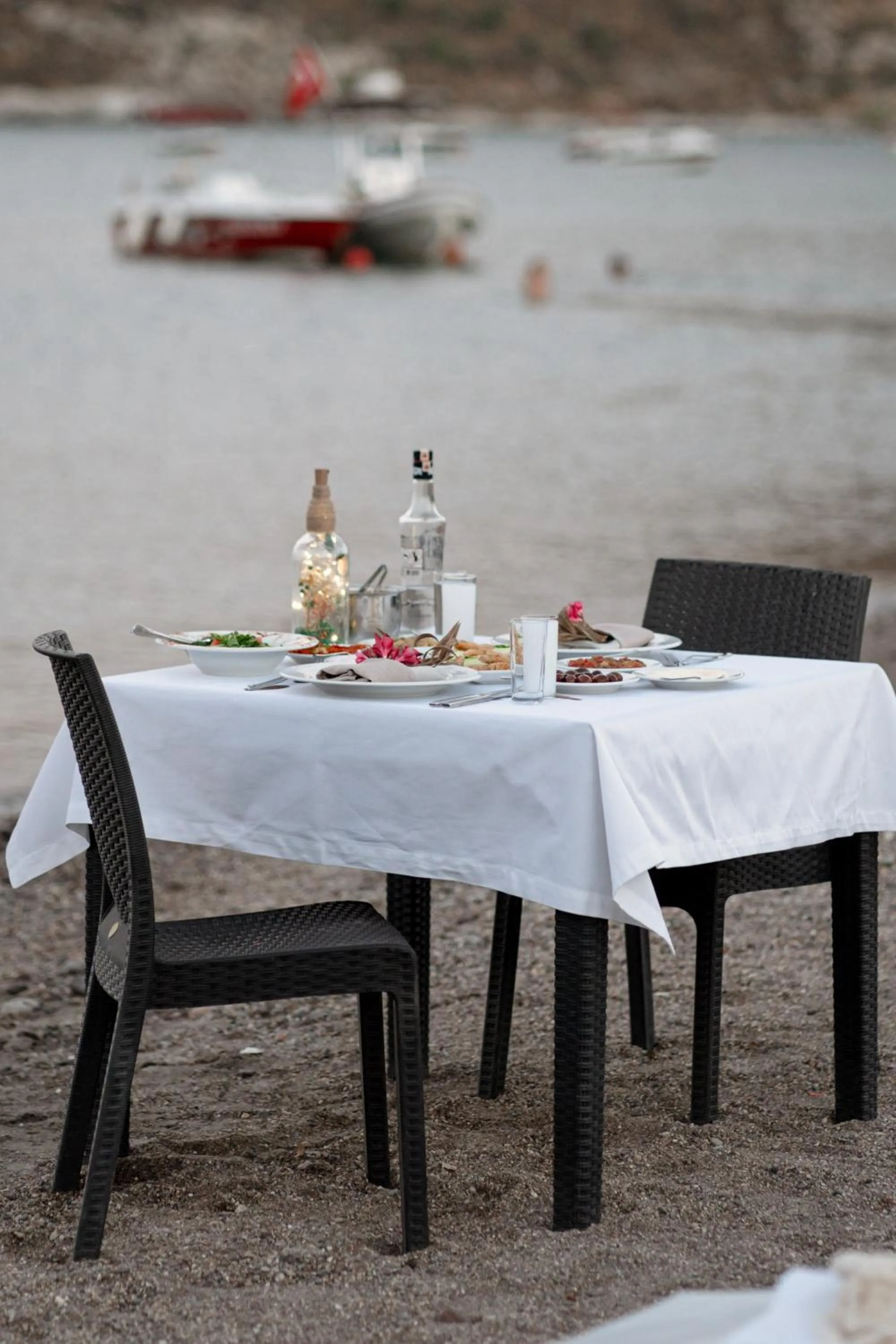 Restaurant/places to eat in Mare Garden Hotel