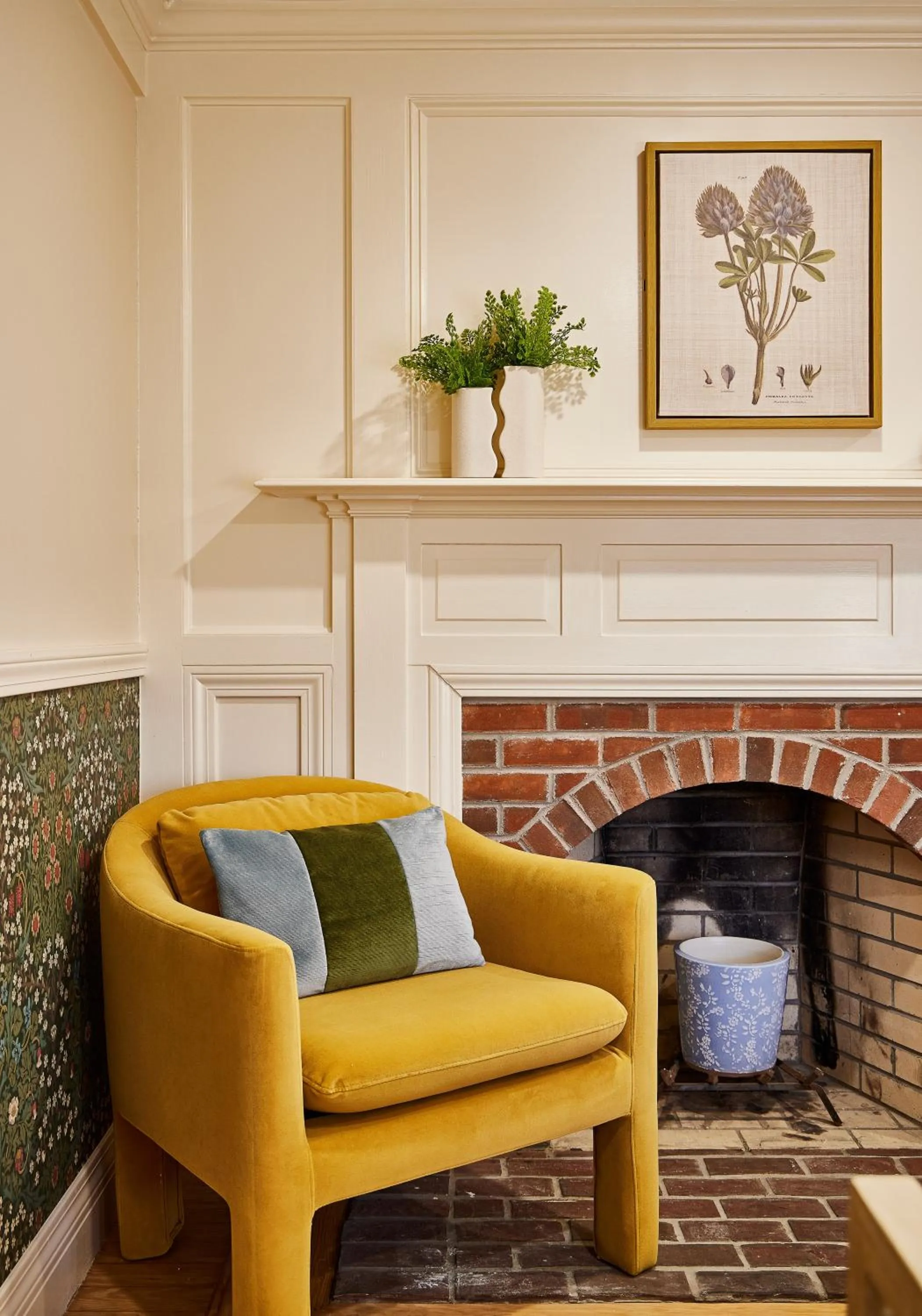 Seating area in Life House, Nantucket