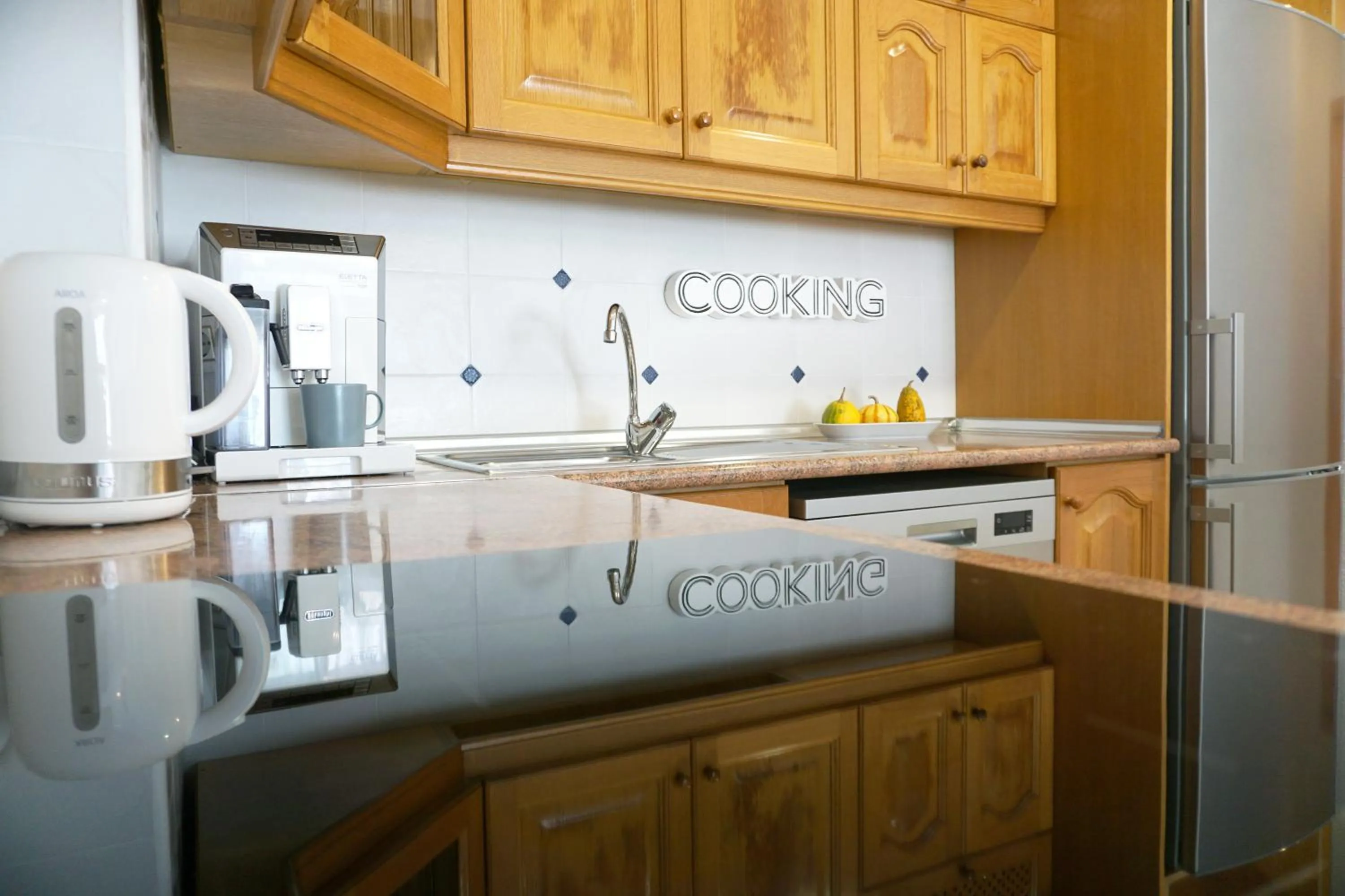Coffee/tea facilities in COSTA MARINA - Cabo Roig - Vista a piscina