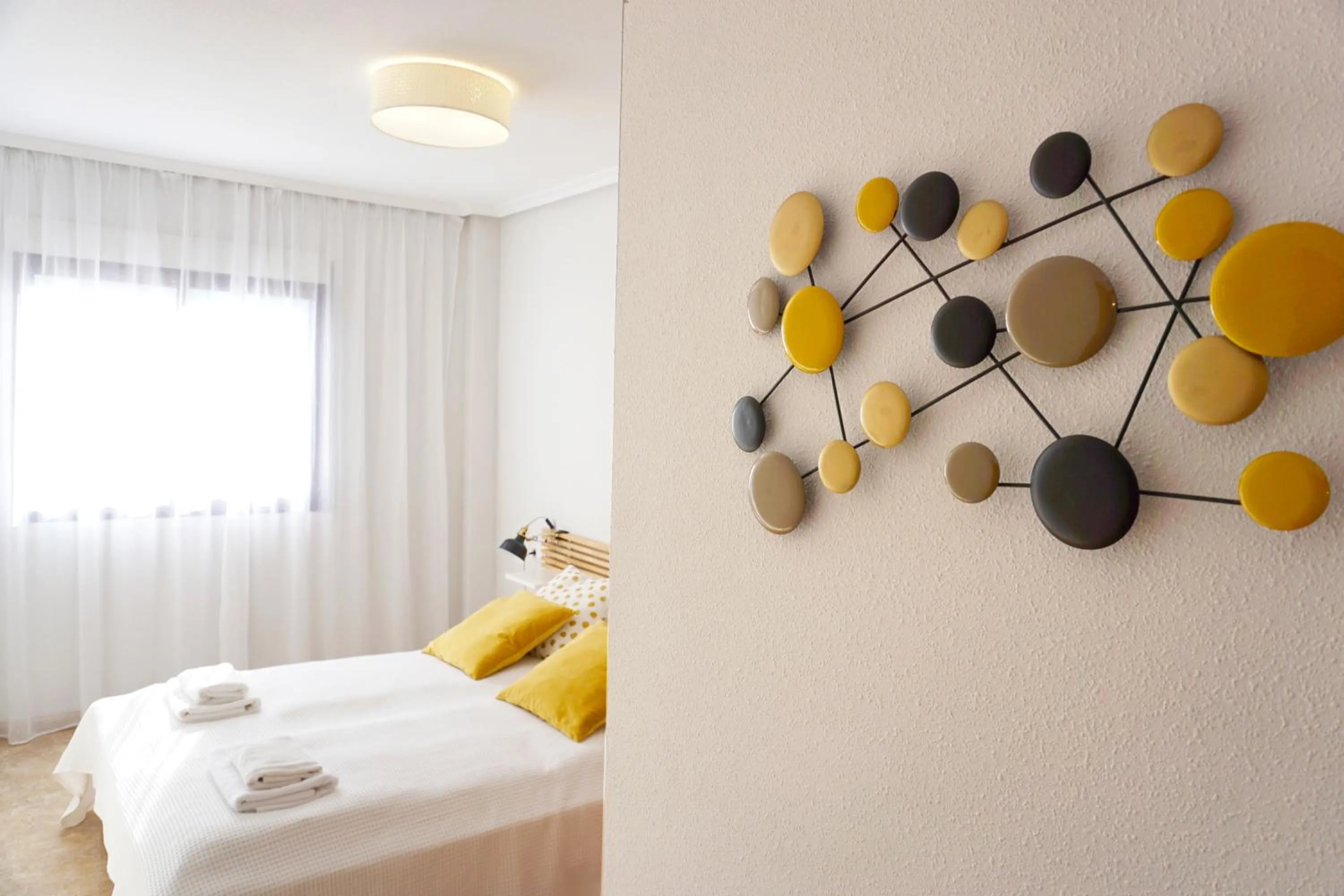 Photo of the whole room, Bed in COSTA MARINA - Cabo Roig - Vista a piscina