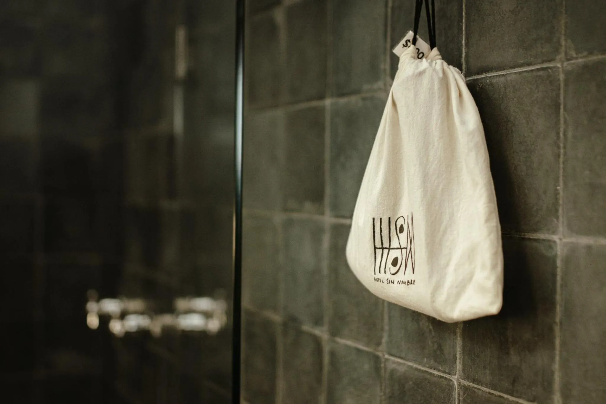 hair dryier in Hotel Sin Nombre