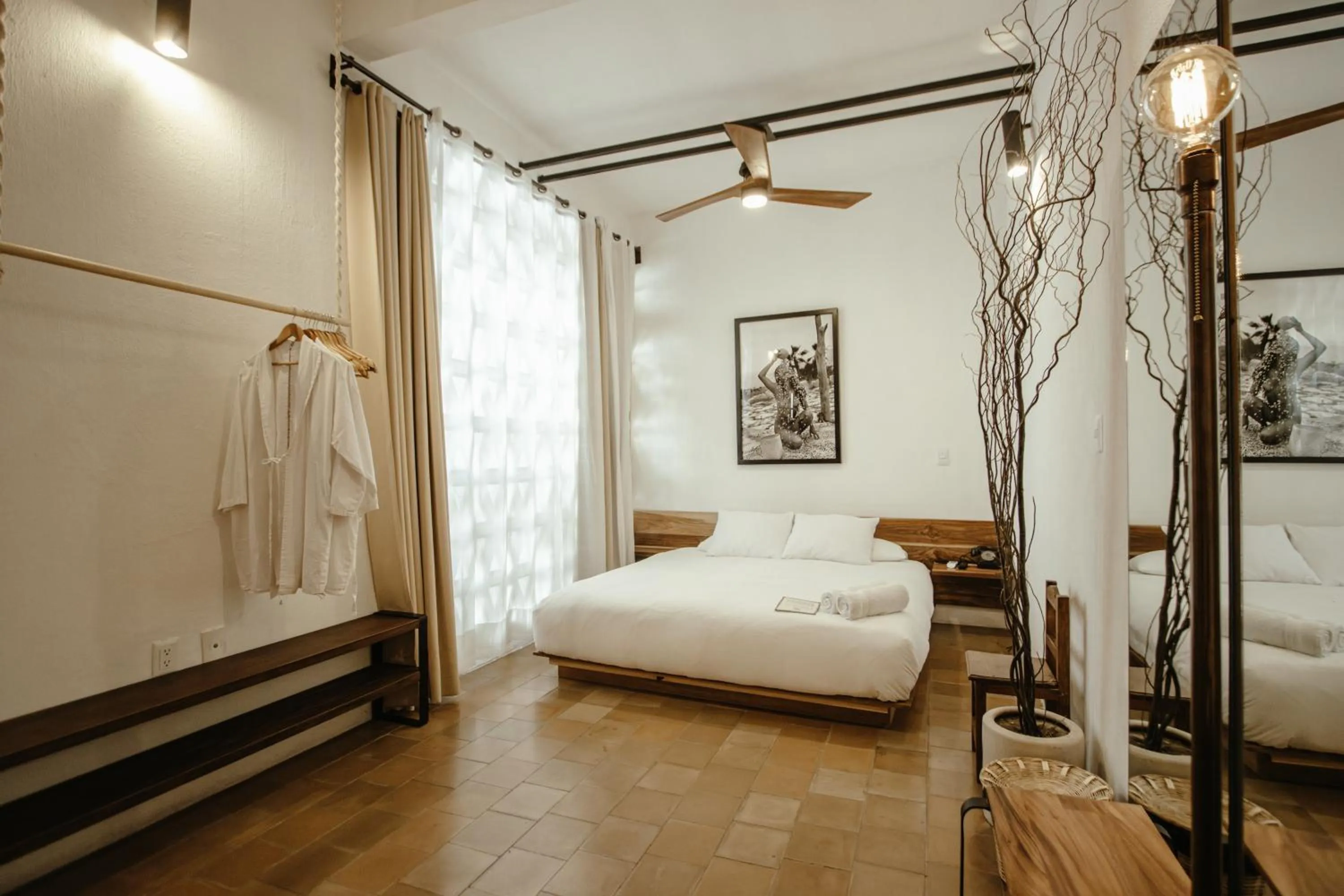 Photo of the whole room, Bed in Hotel Sin Nombre