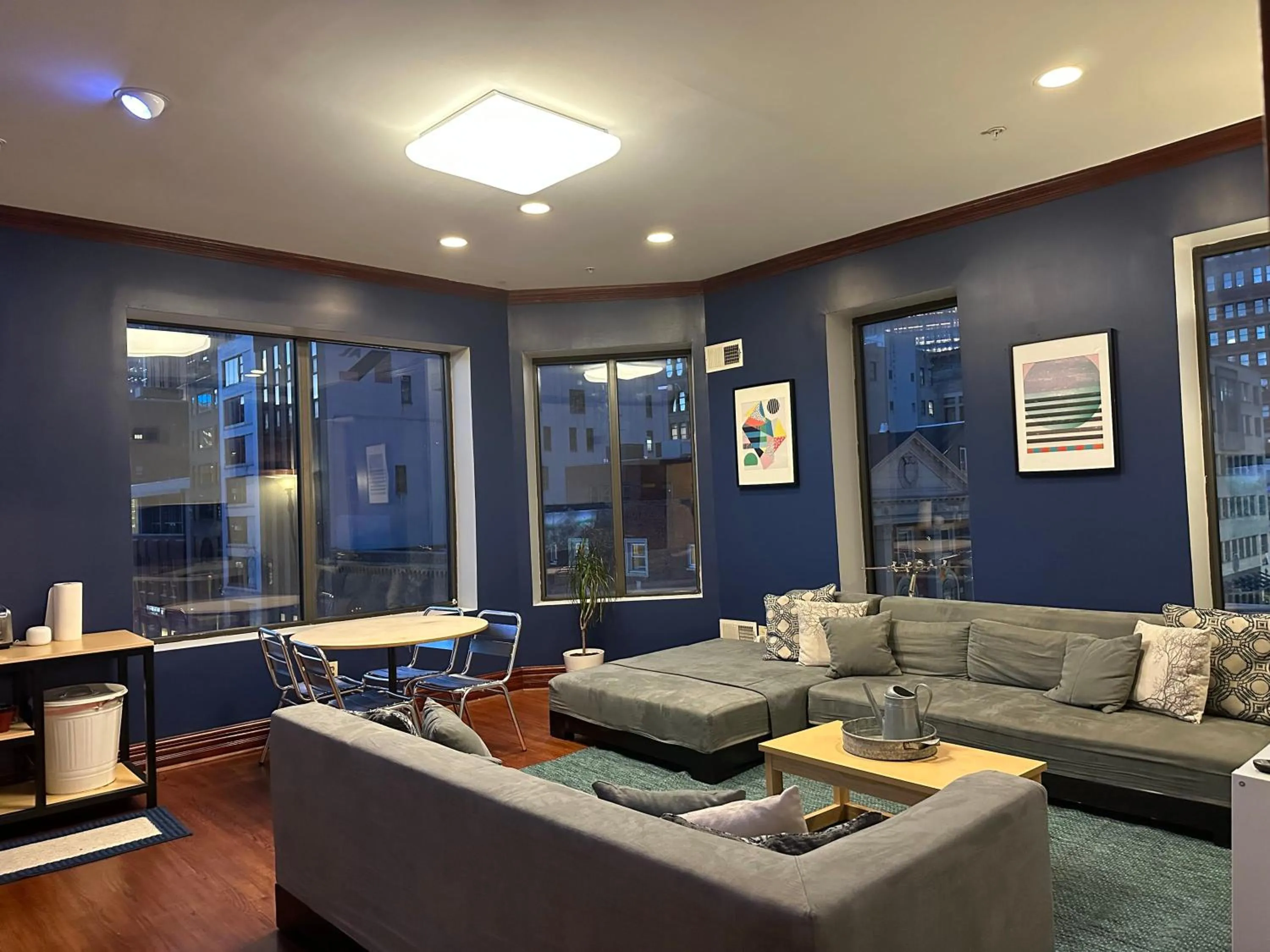 Living room in Stay Pittsburgh