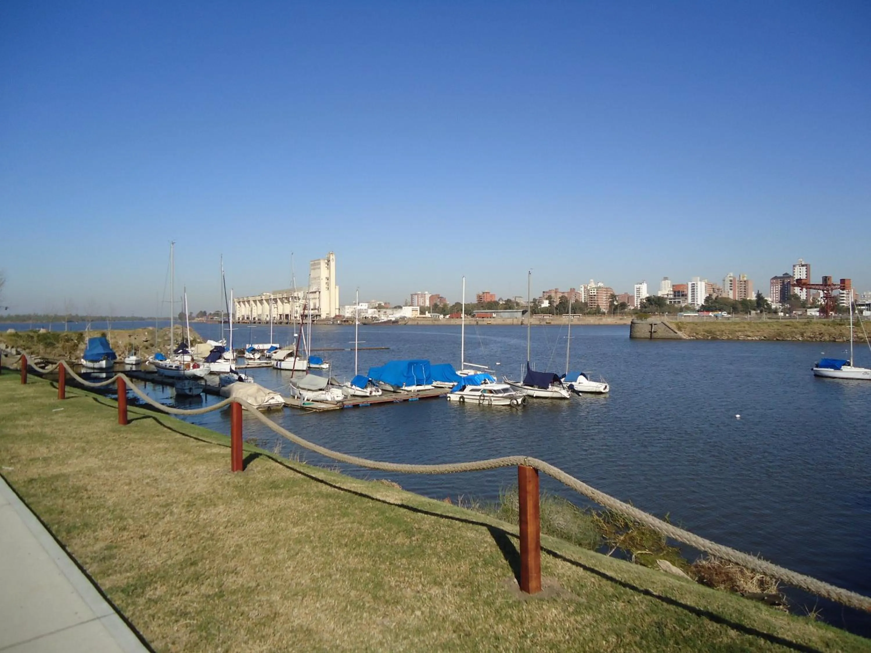 Area and facilities in Puerto Amarras Hotel & Suites