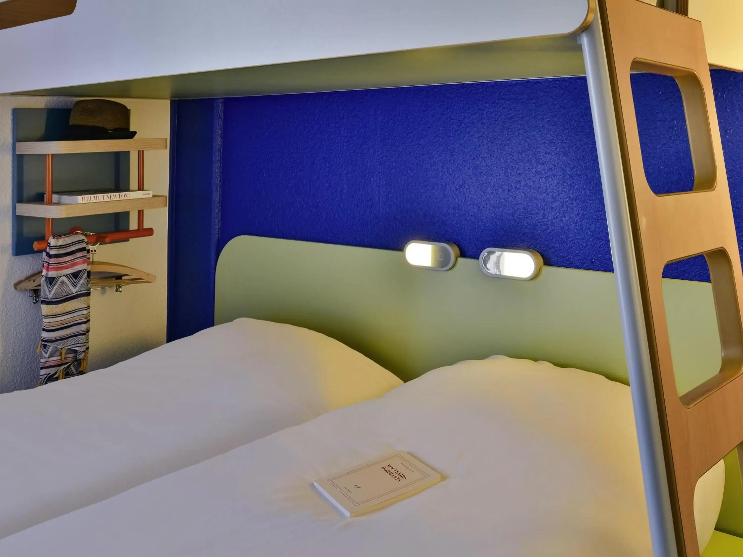 Bedroom, Bed in Ibis budget Chambéry Centre Ville Bedroom, Bed in Ibis budget Chambéry Centre Ville