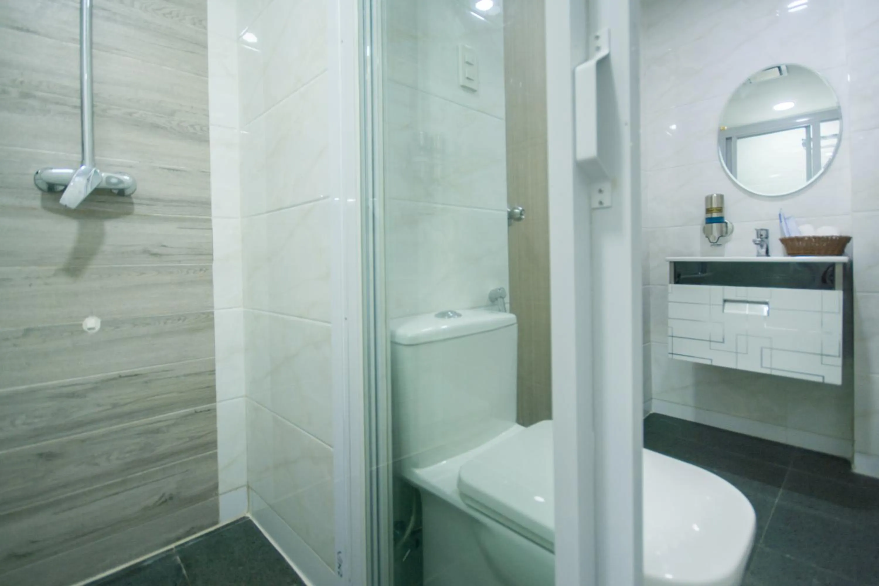 Bathroom in Emerald Island Hotel