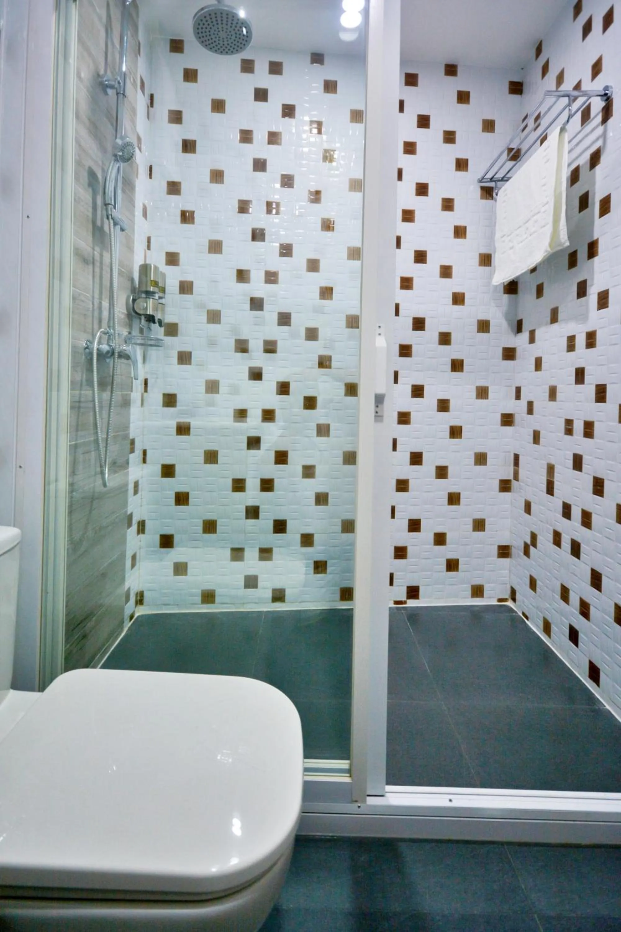 Bathroom in Emerald Island Hotel