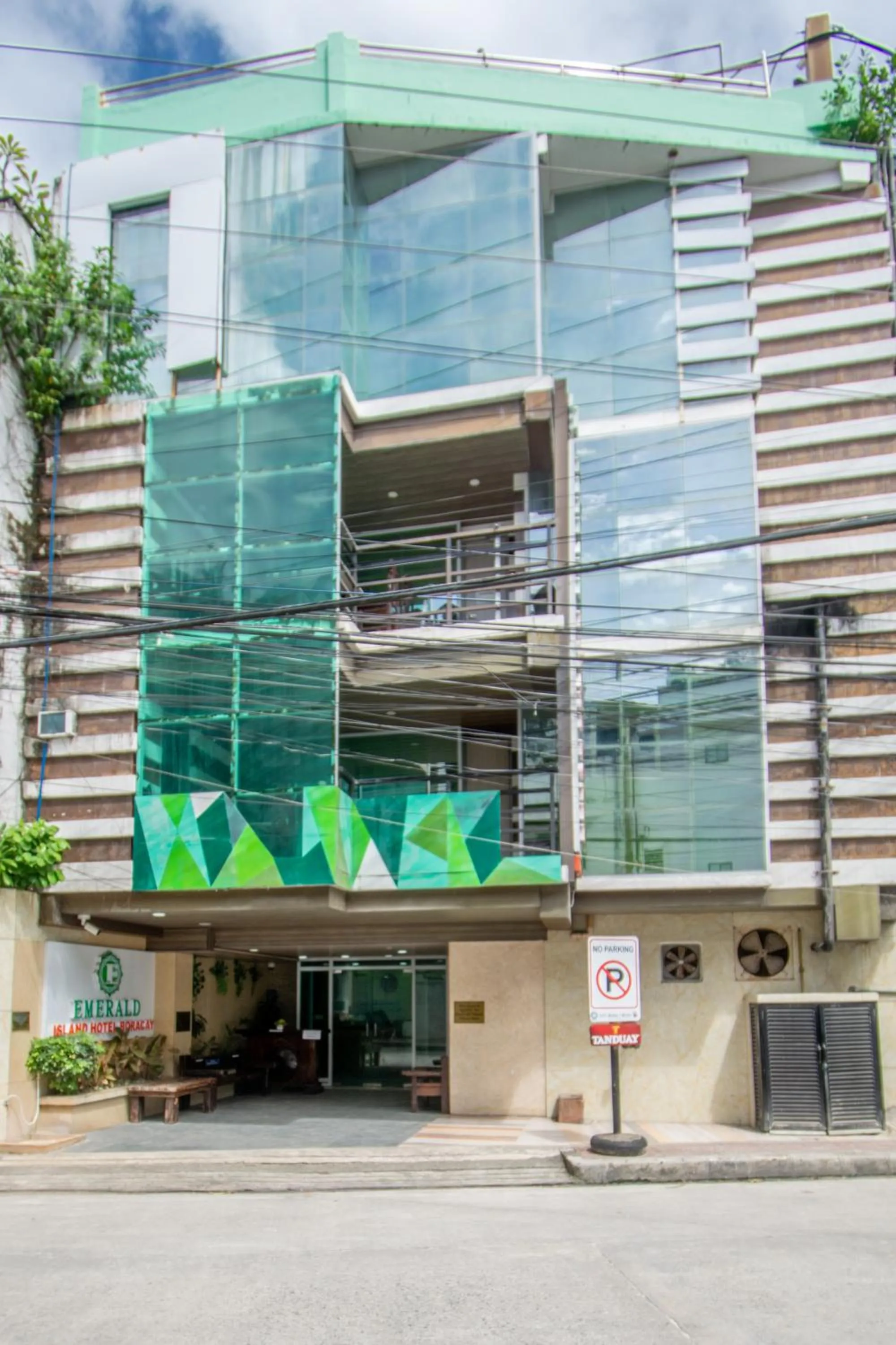 Emerald Island Hotel