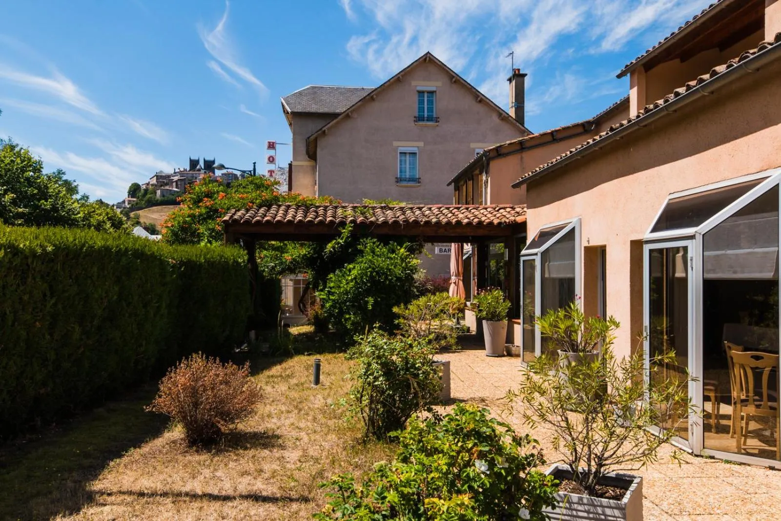 Garden in Les Messageries