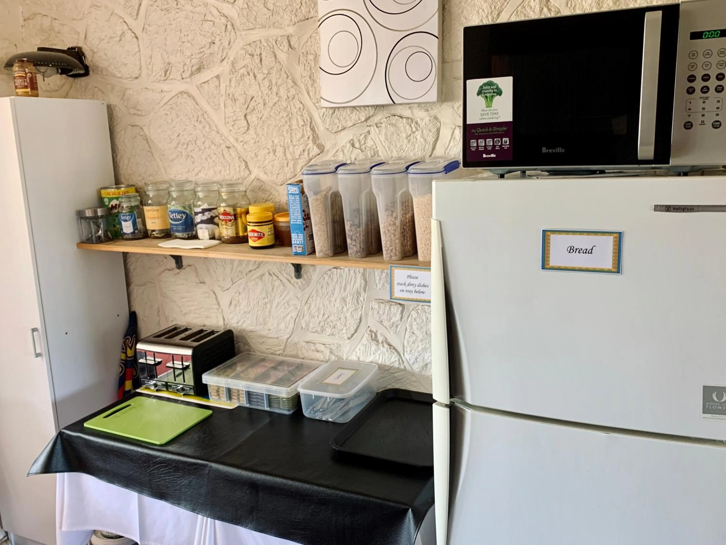 Coffee/tea facilities in Coonalpyn Hotel