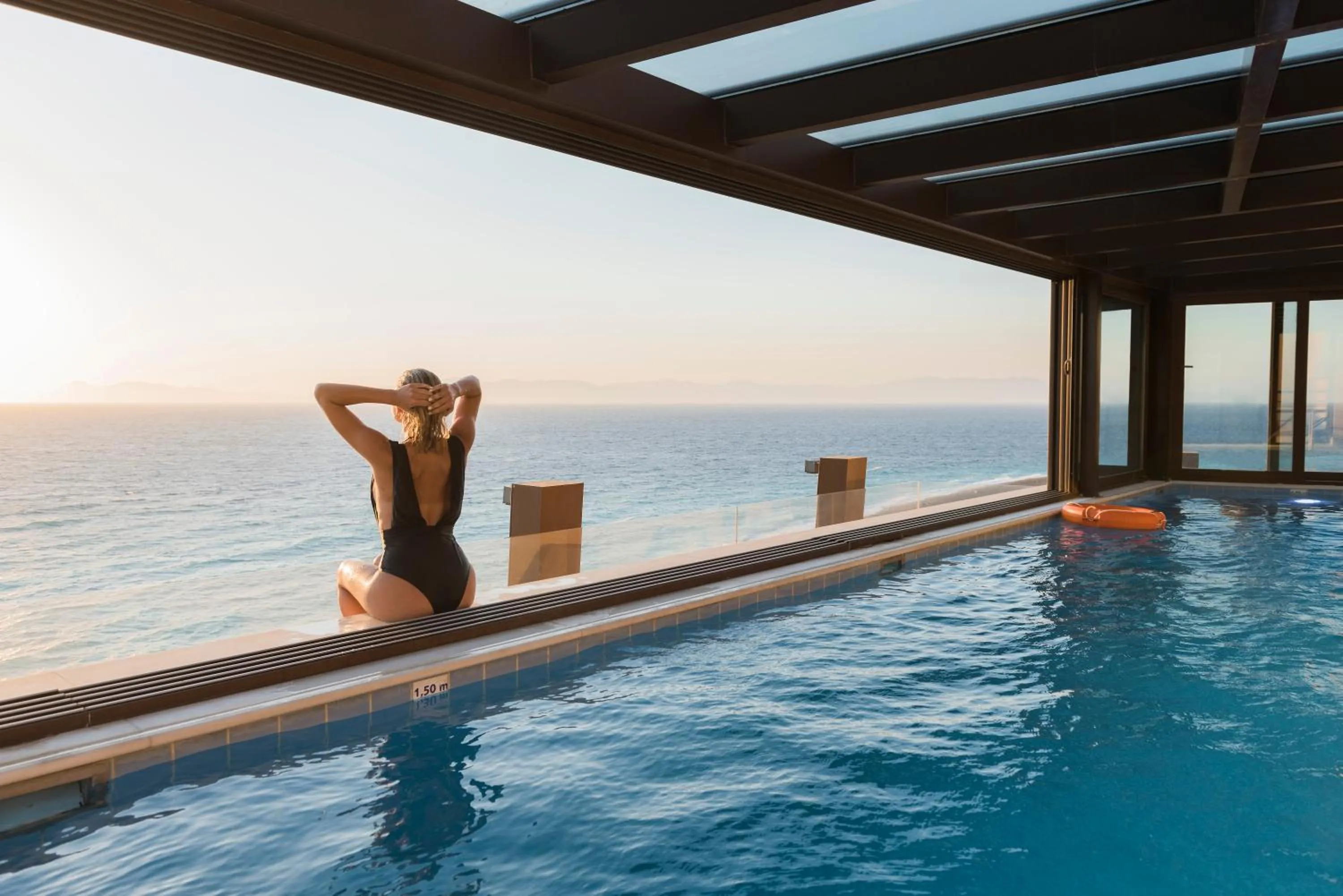 Swimming pool in Bellevue On The Beach Suites