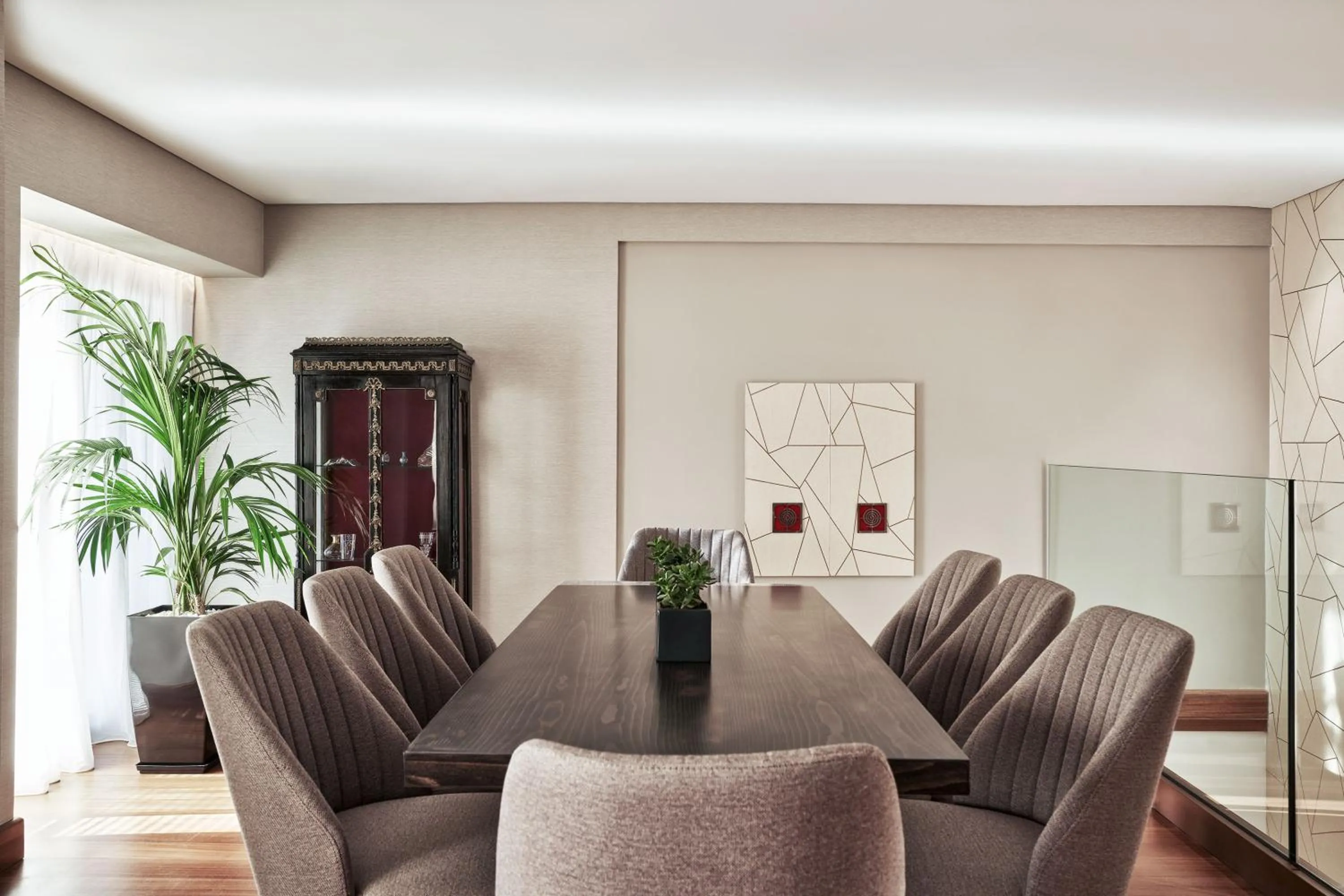 Meeting/conference room in Bellevue On The Beach Suites