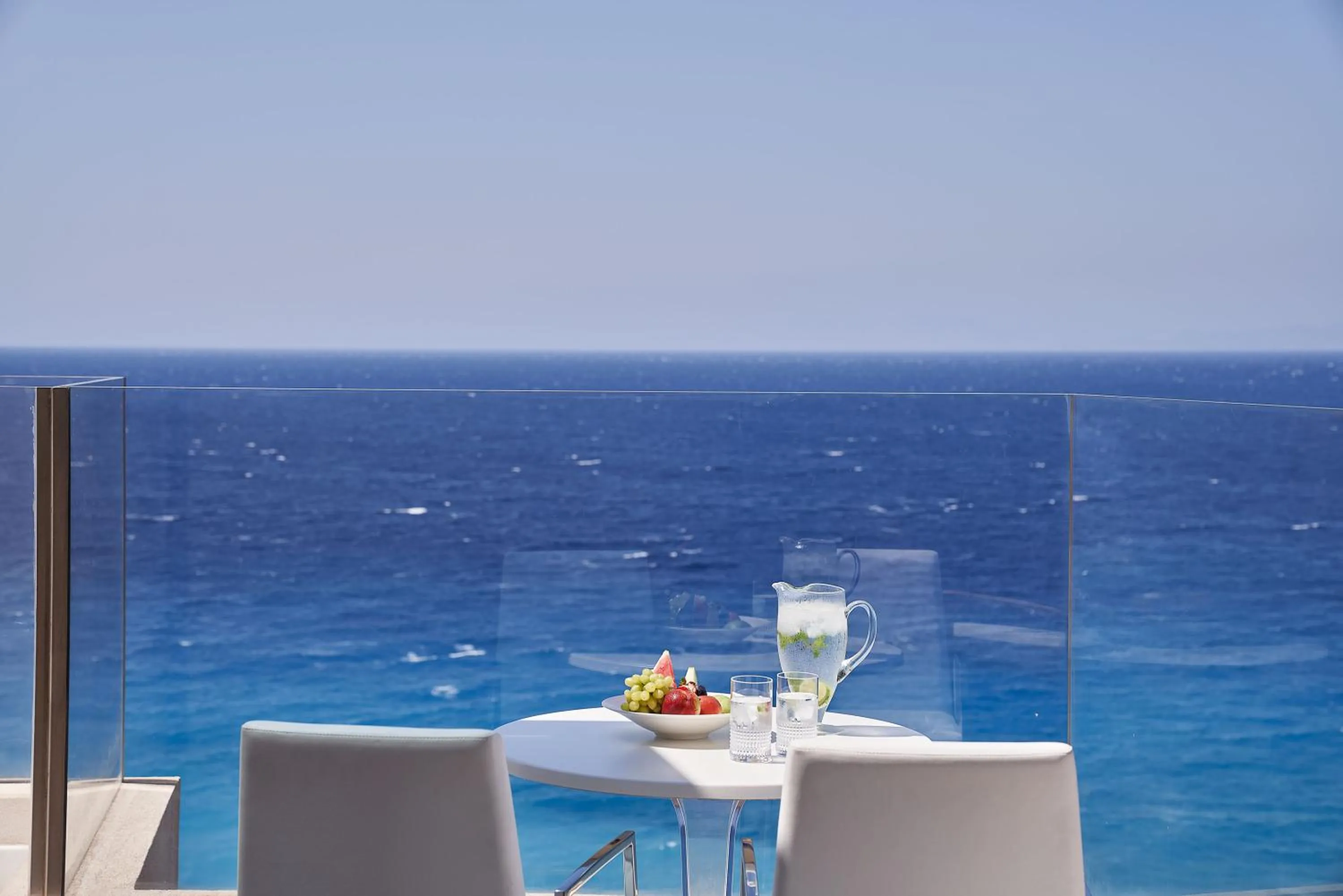 Balcony/Terrace in Bellevue On The Beach Suites