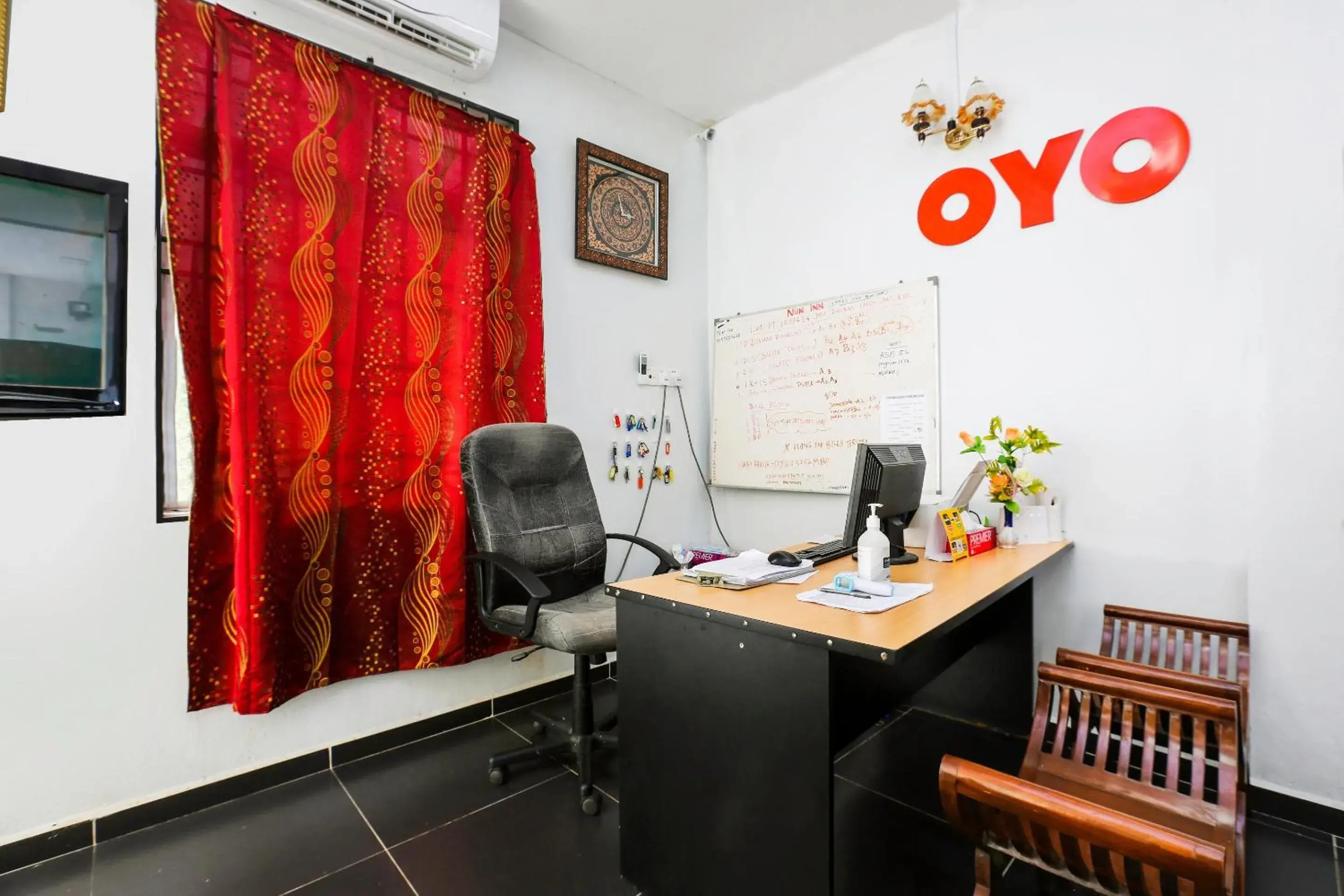 Lobby or reception in OYO 89933 Nun Hotel Lobby or reception in OYO 89933 Nun Hotel