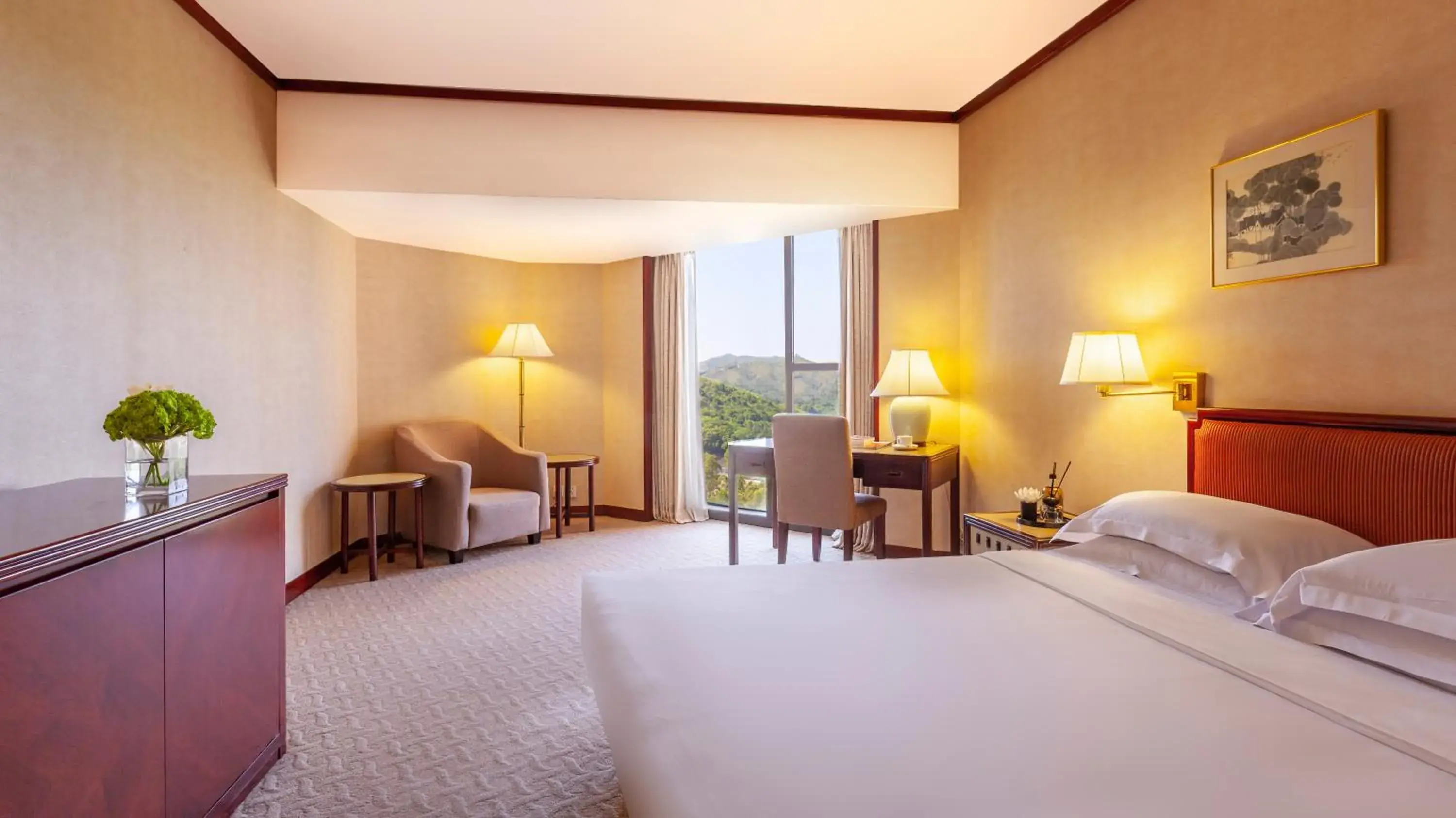 Bed in Felicity Hotel Shenzhen, Luohu Railway Station Bed in Felicity Hotel Shenzhen, Luohu Railway Station