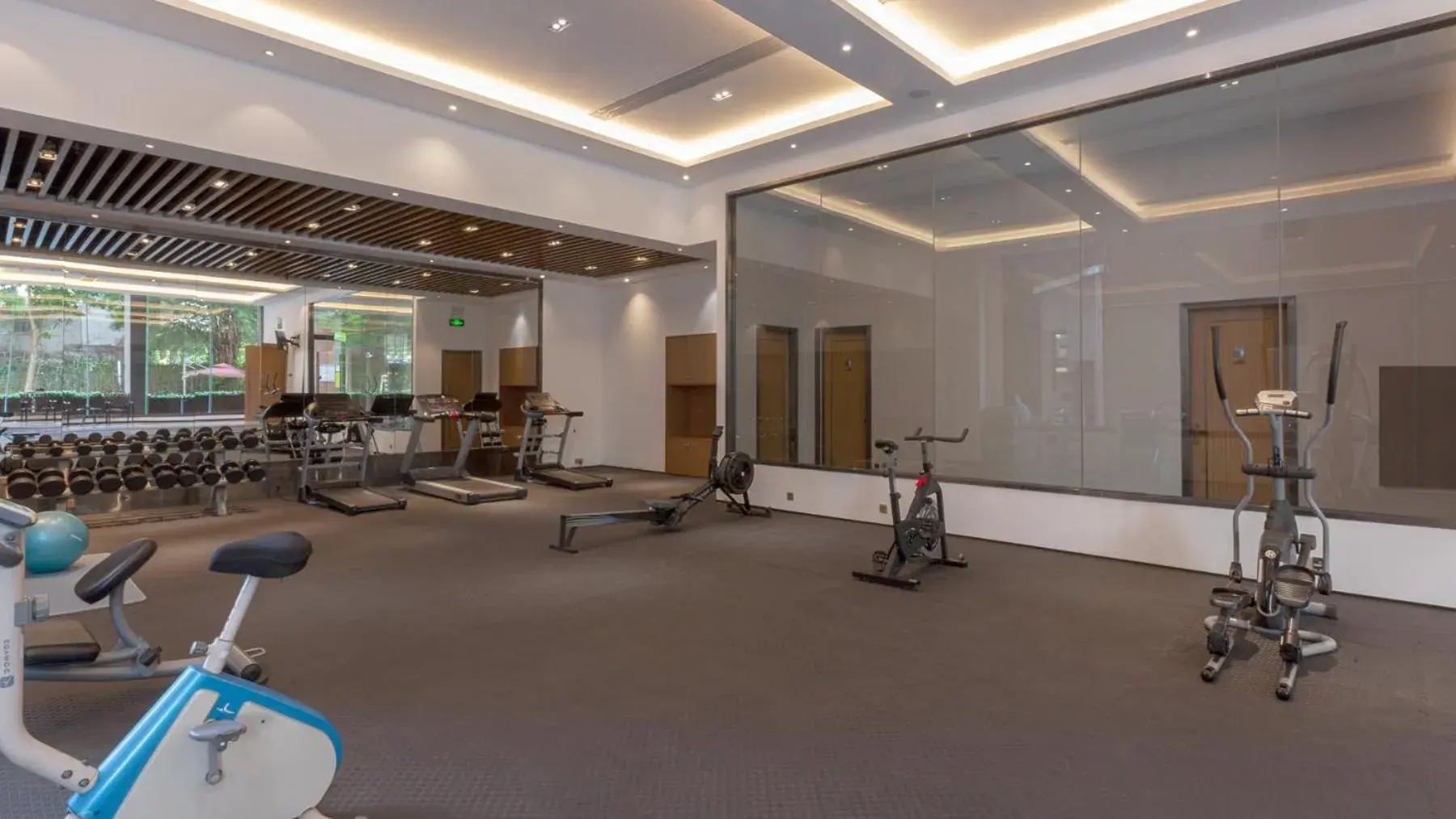 Fitness centre/facilities in Felicity Hotel Shenzhen, Luohu Railway Station Fitness centre/facilities in Felicity Hotel Shenzhen, Luohu Railway Station