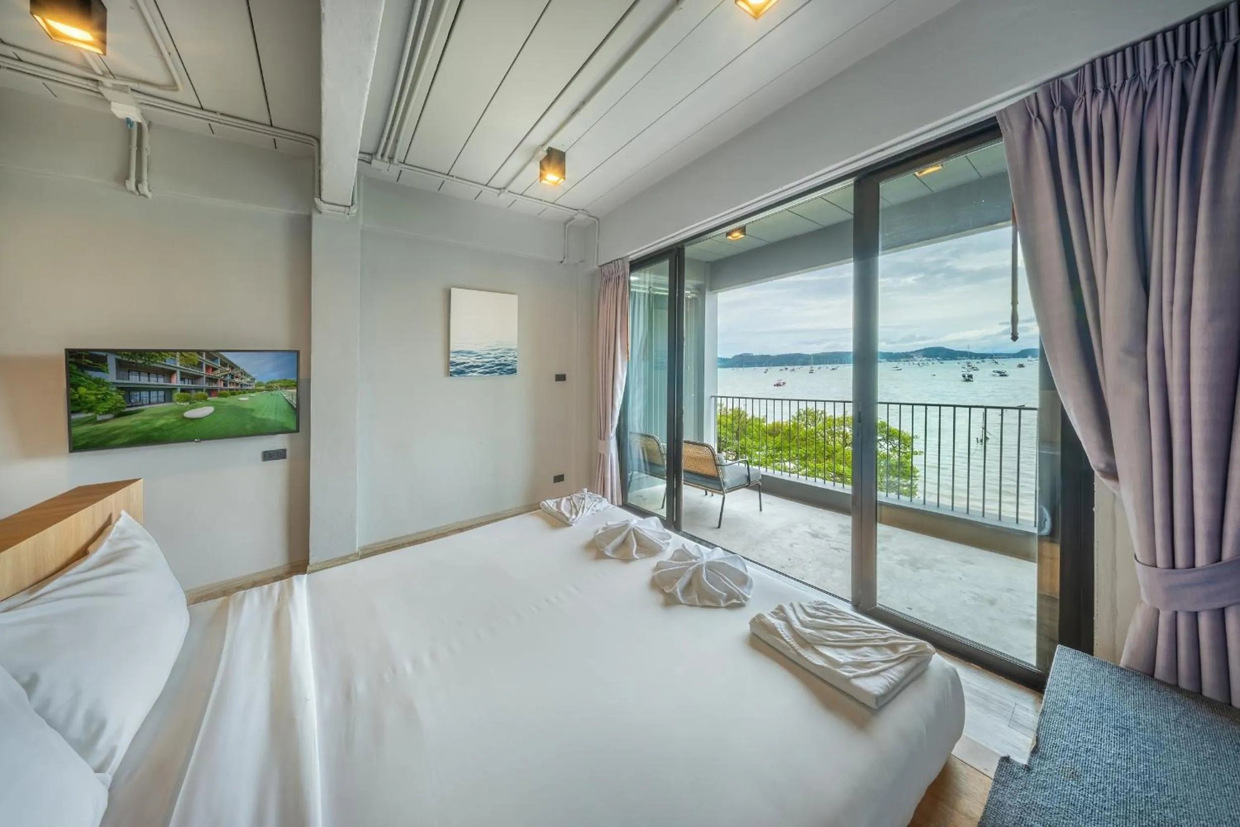 Bedroom, Bed in SHIN Arch39 Phuket Beach Front - SHA Plus