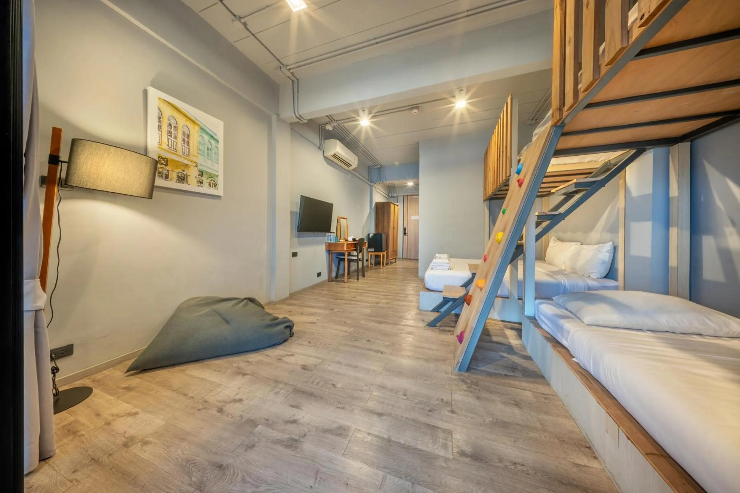 Photo of the whole room, Bed in SHIN Arch39 Phuket Beach Front - SHA Plus