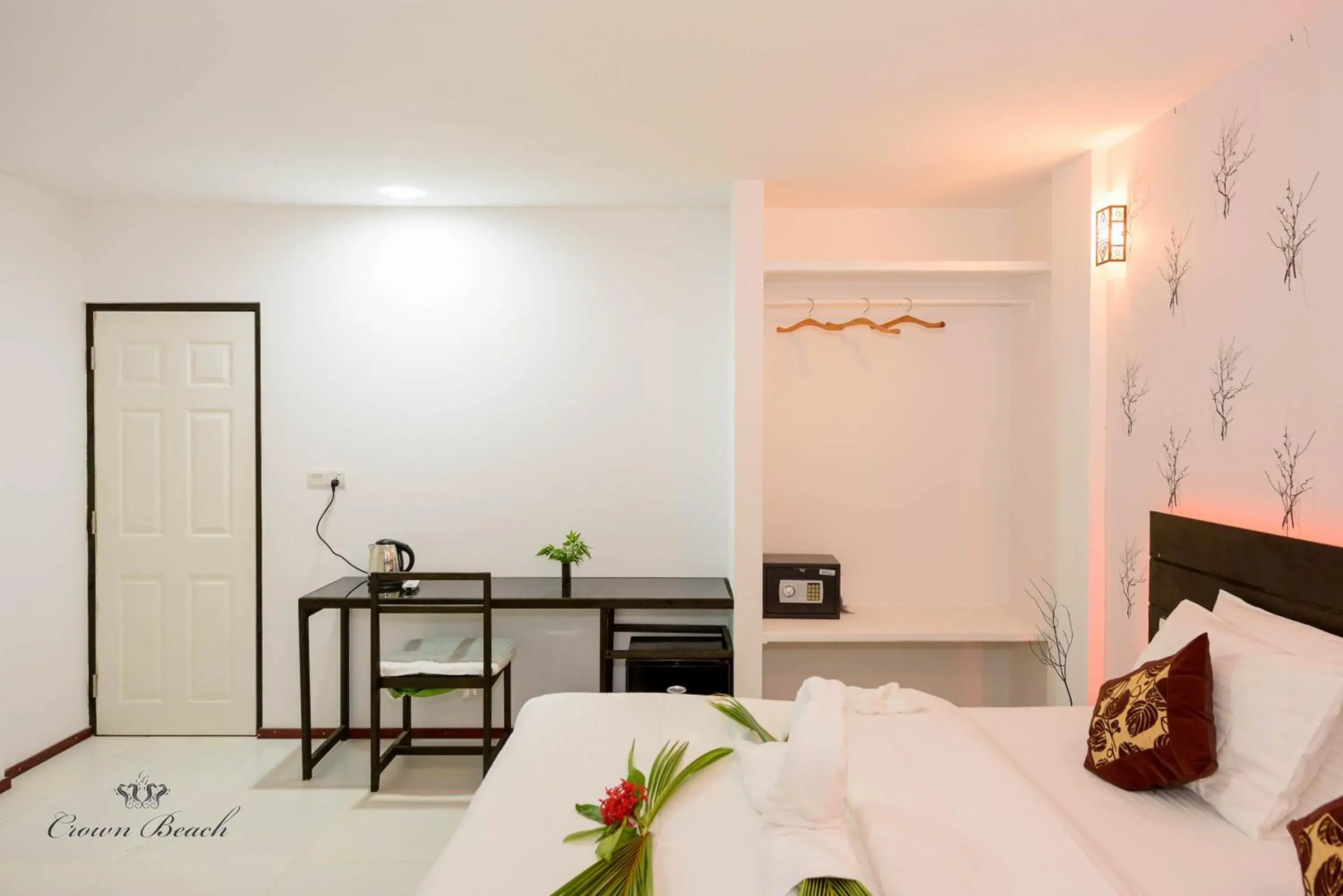 Bedroom, Bed in Crown Beach Villas -Private Beach Bedroom, Bed in Crown Beach Villas -Private Beach