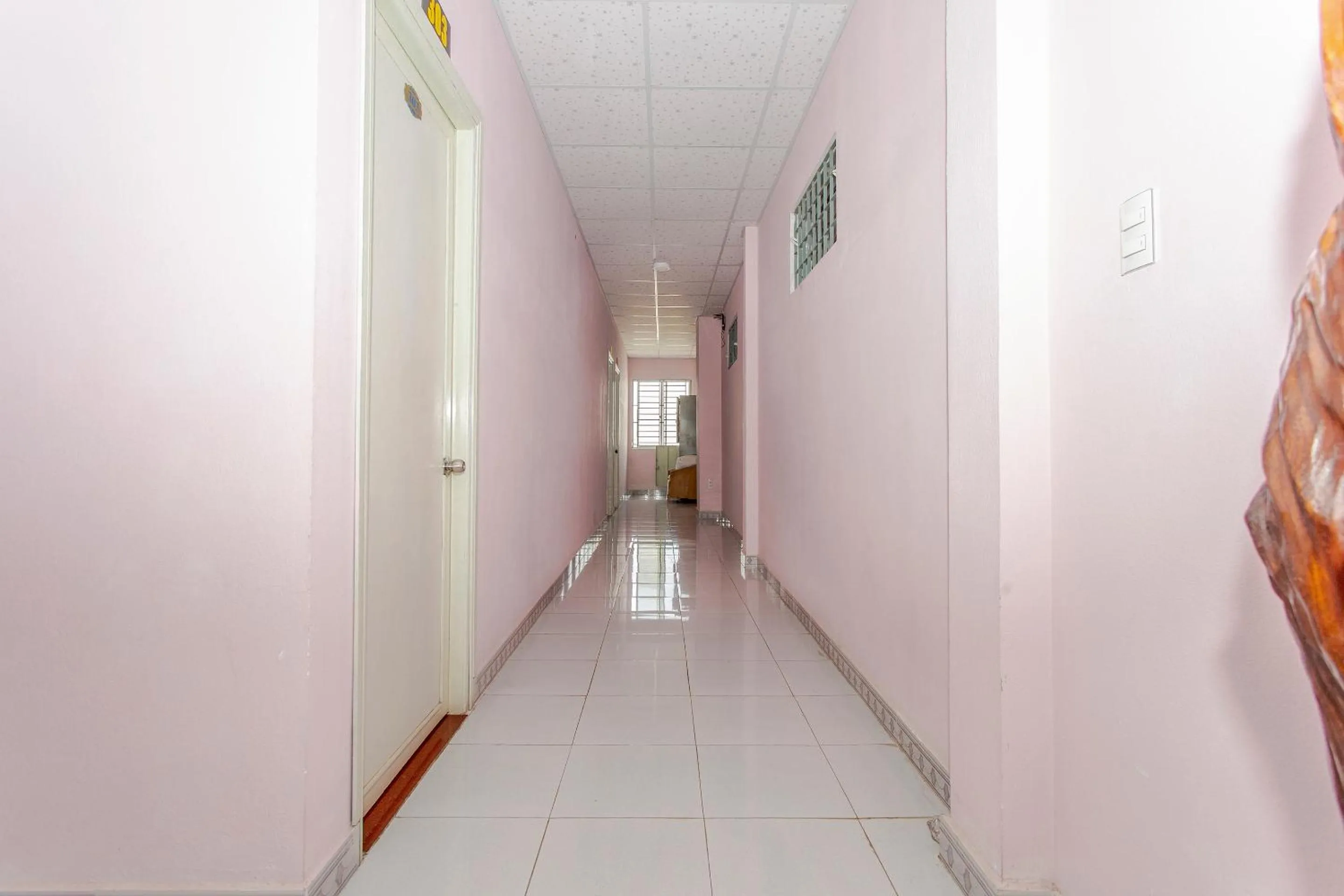 Lobby or reception in OYO 962 Tulip Motel