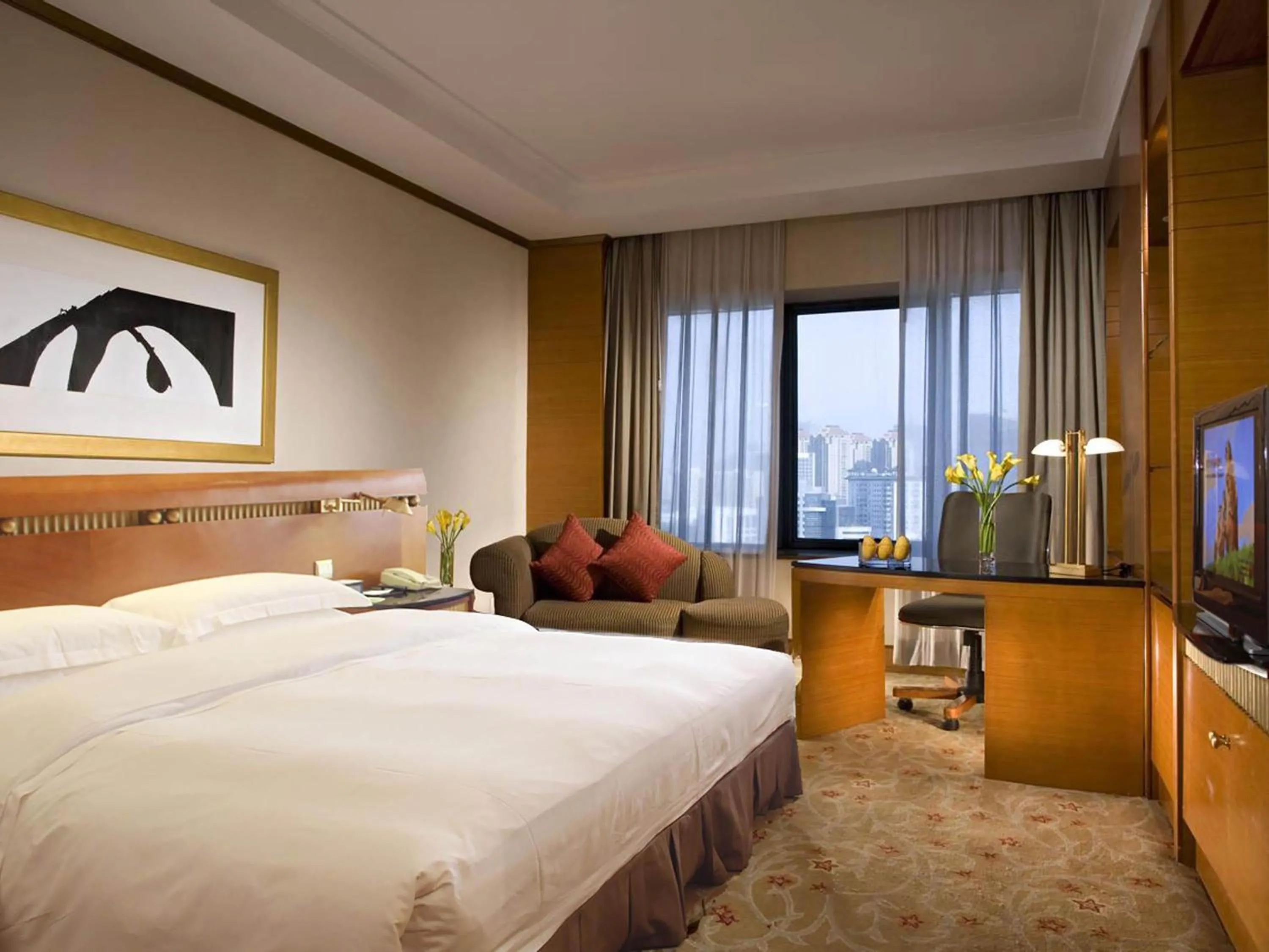 Bedroom, Bed in Swissotel Beijing Hong Kong Macau Center - 1 min to subway