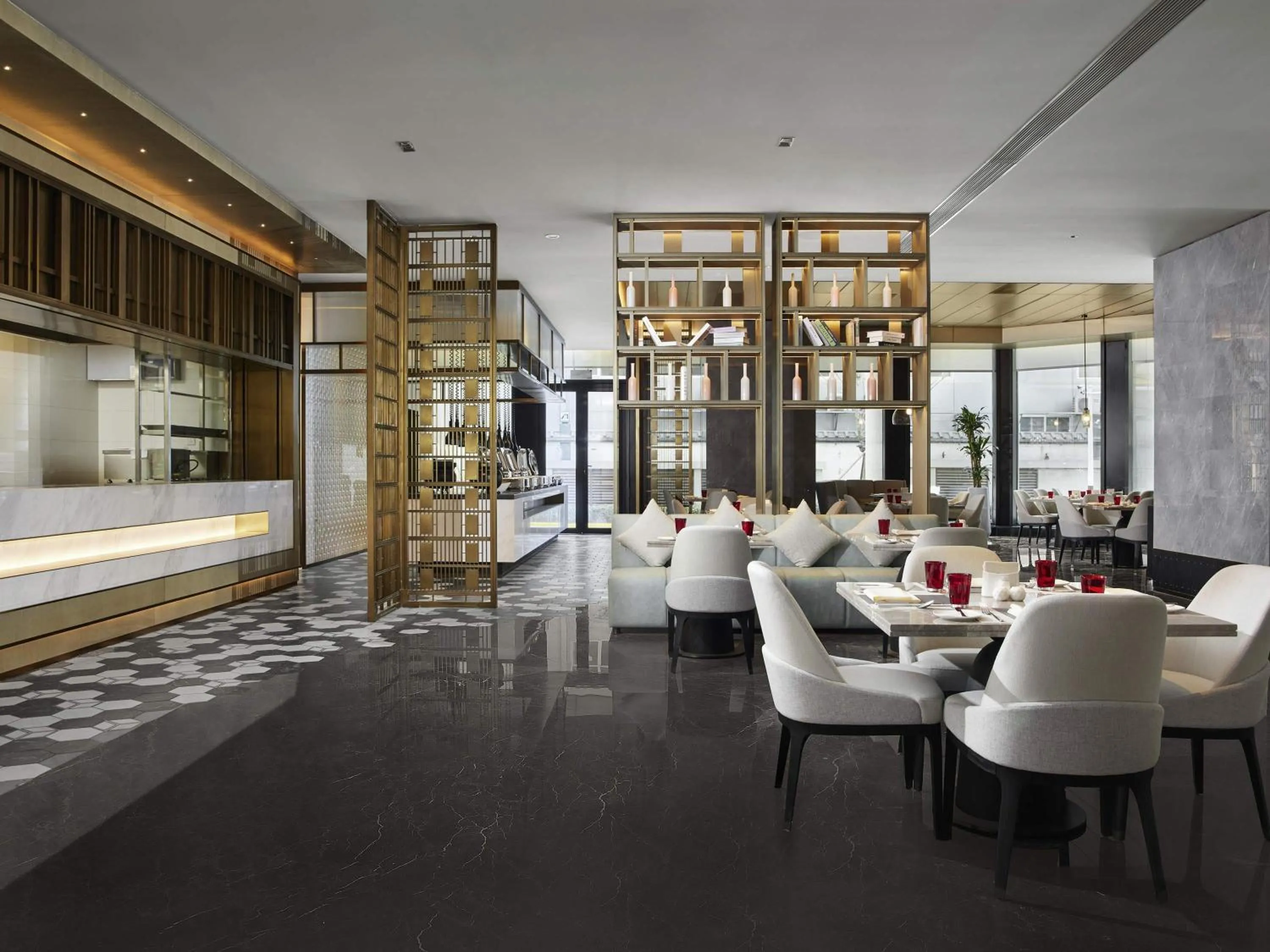 Restaurant/places to eat in Swissotel Beijing Hong Kong Macau Center - 1 min to subway