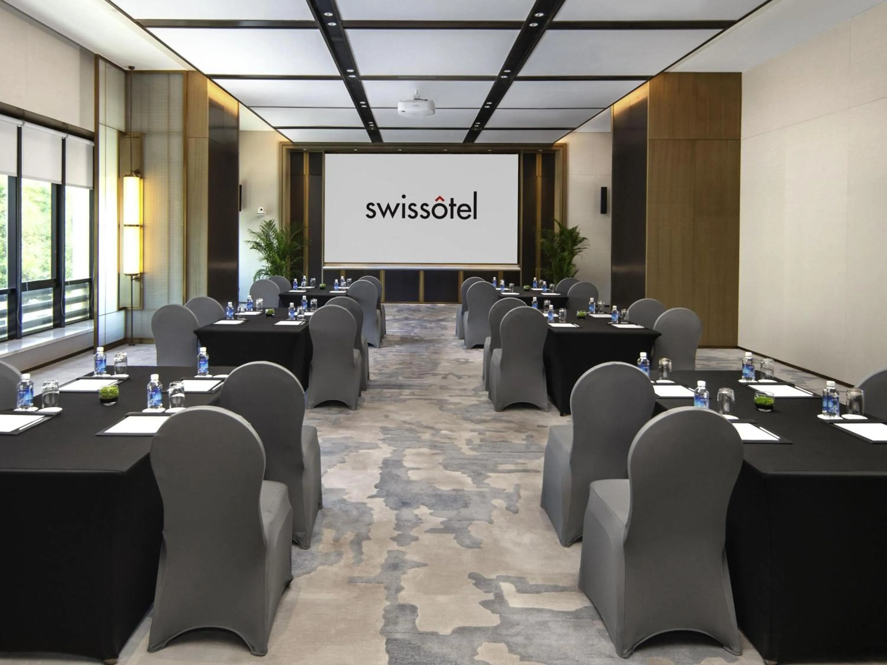 Meeting/conference room in Swissotel Beijing Hong Kong Macau Center - 1 min to subway