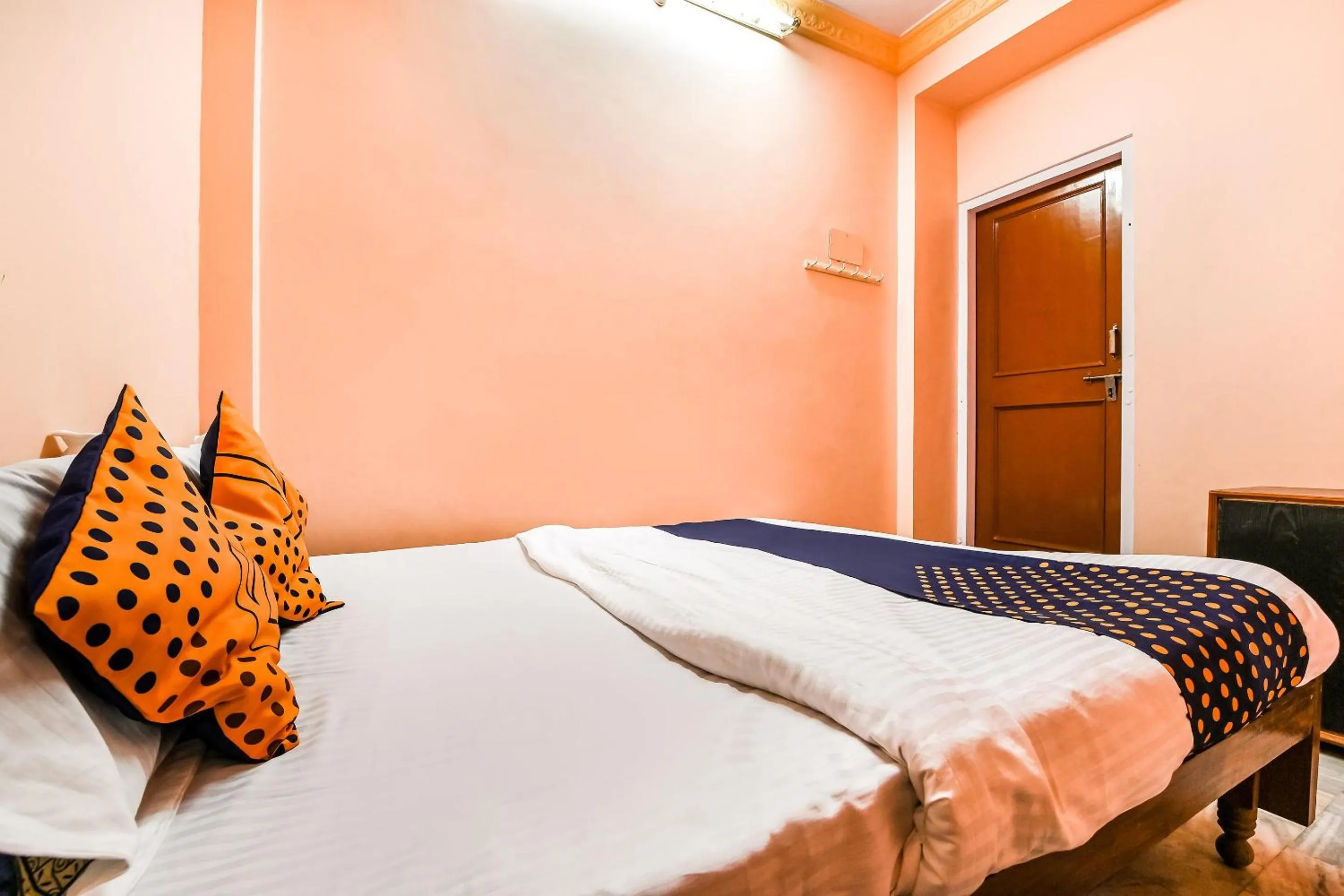 Bedroom in SPOT ON Hotel Pink Sun