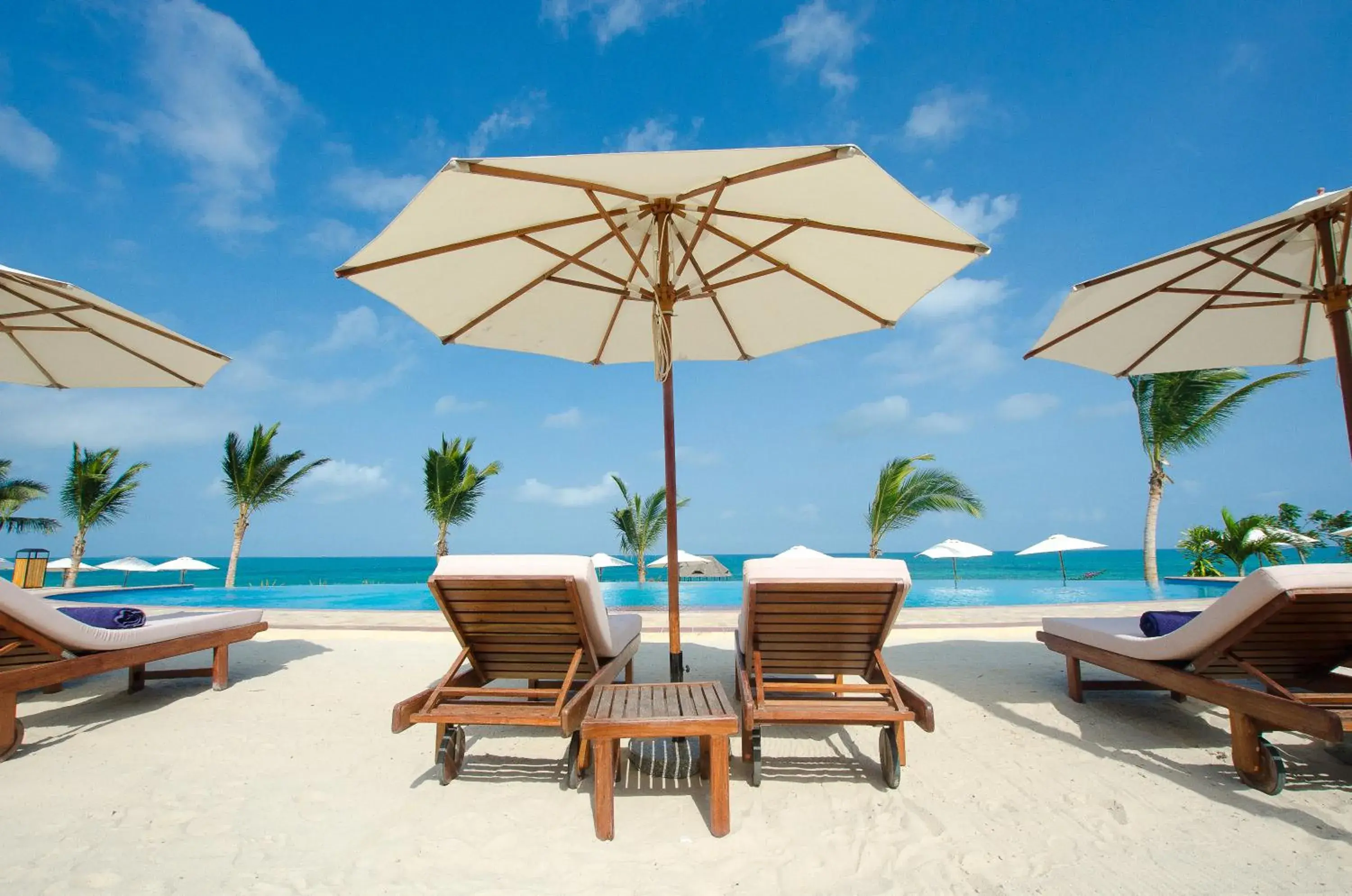 Swimming pool in Sea Cliff Resort & Spa Swimming pool in Sea Cliff Resort & Spa