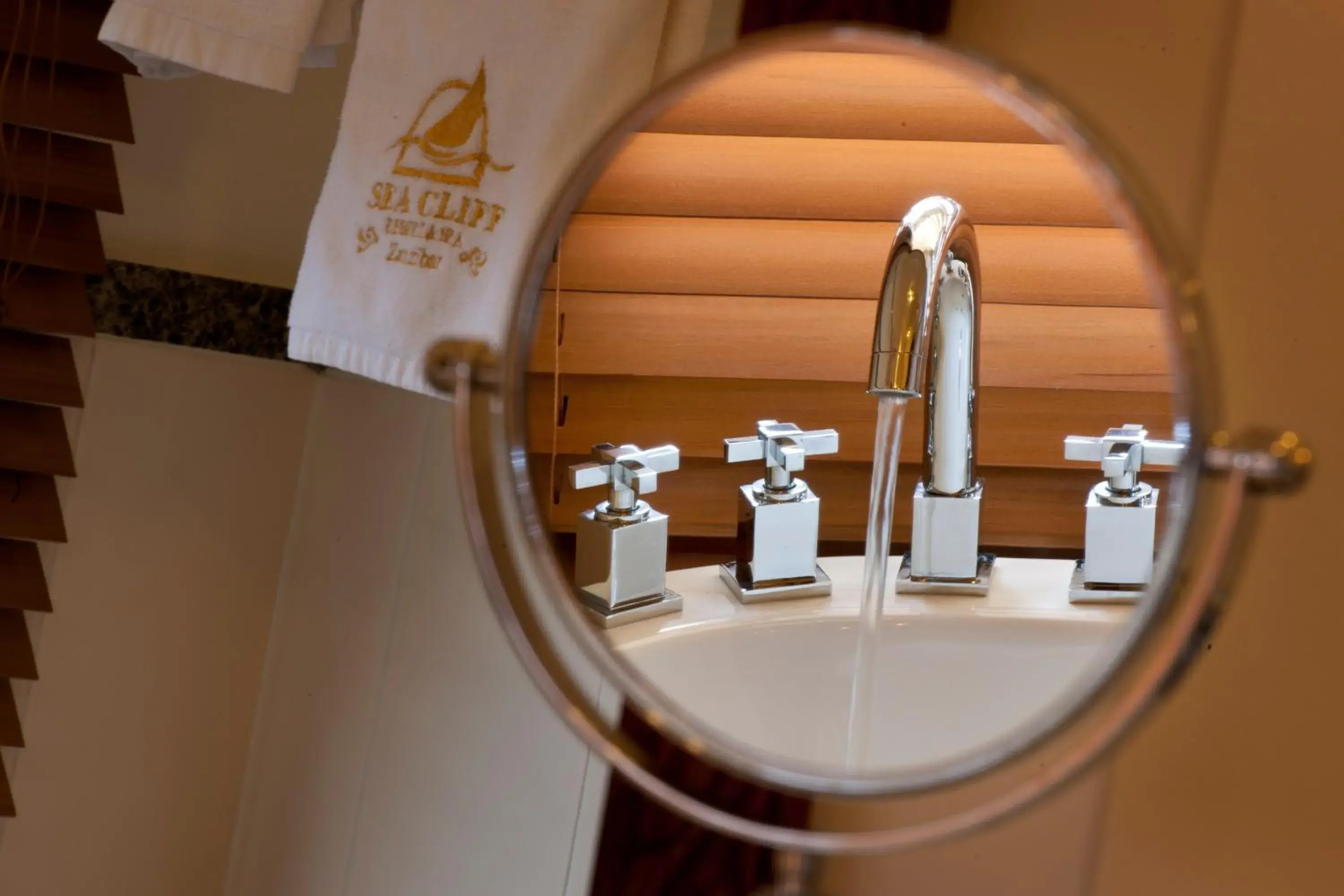 Bathroom in Sea Cliff Resort & Spa Bathroom in Sea Cliff Resort & Spa