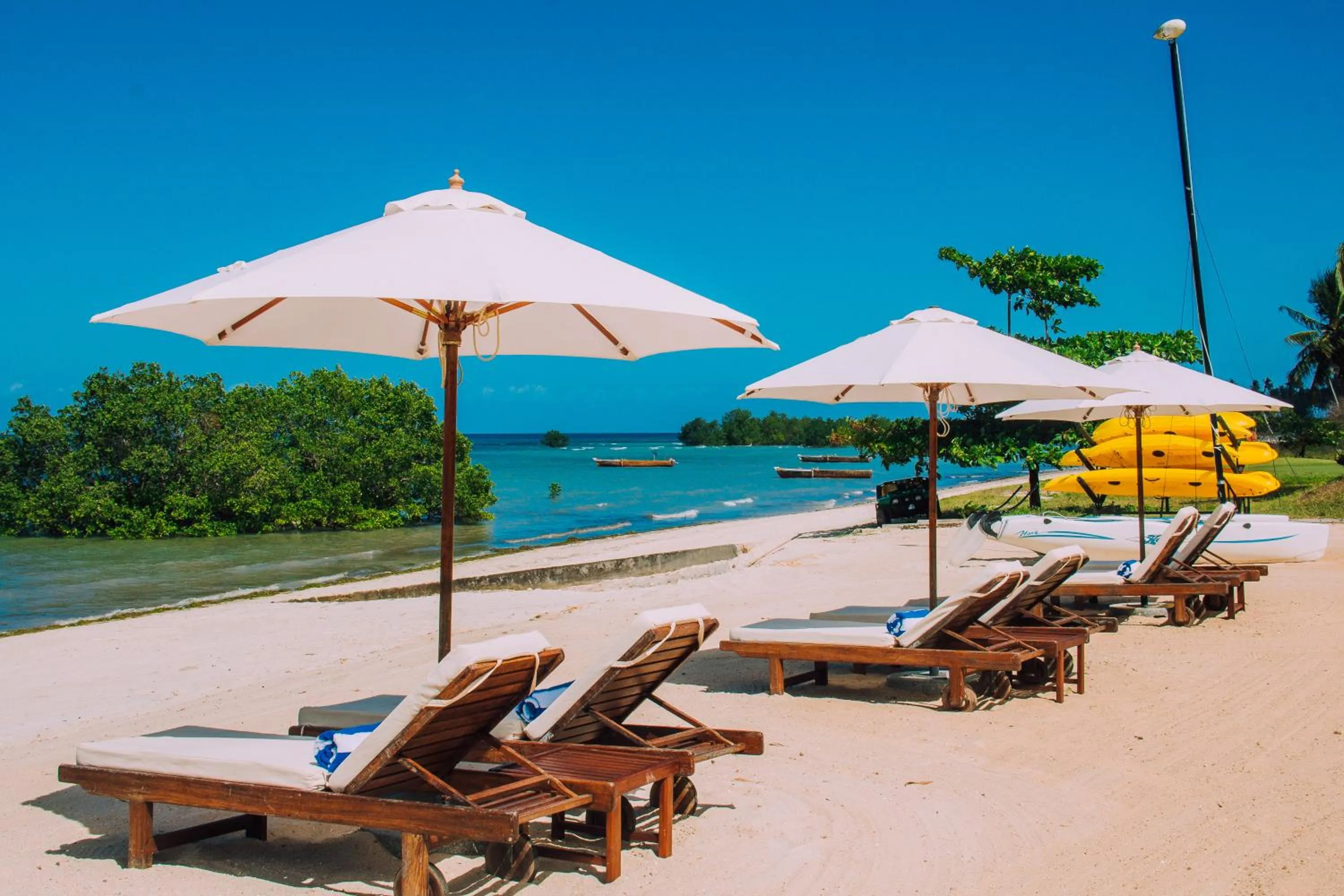 Beach in Sea Cliff Resort & Spa