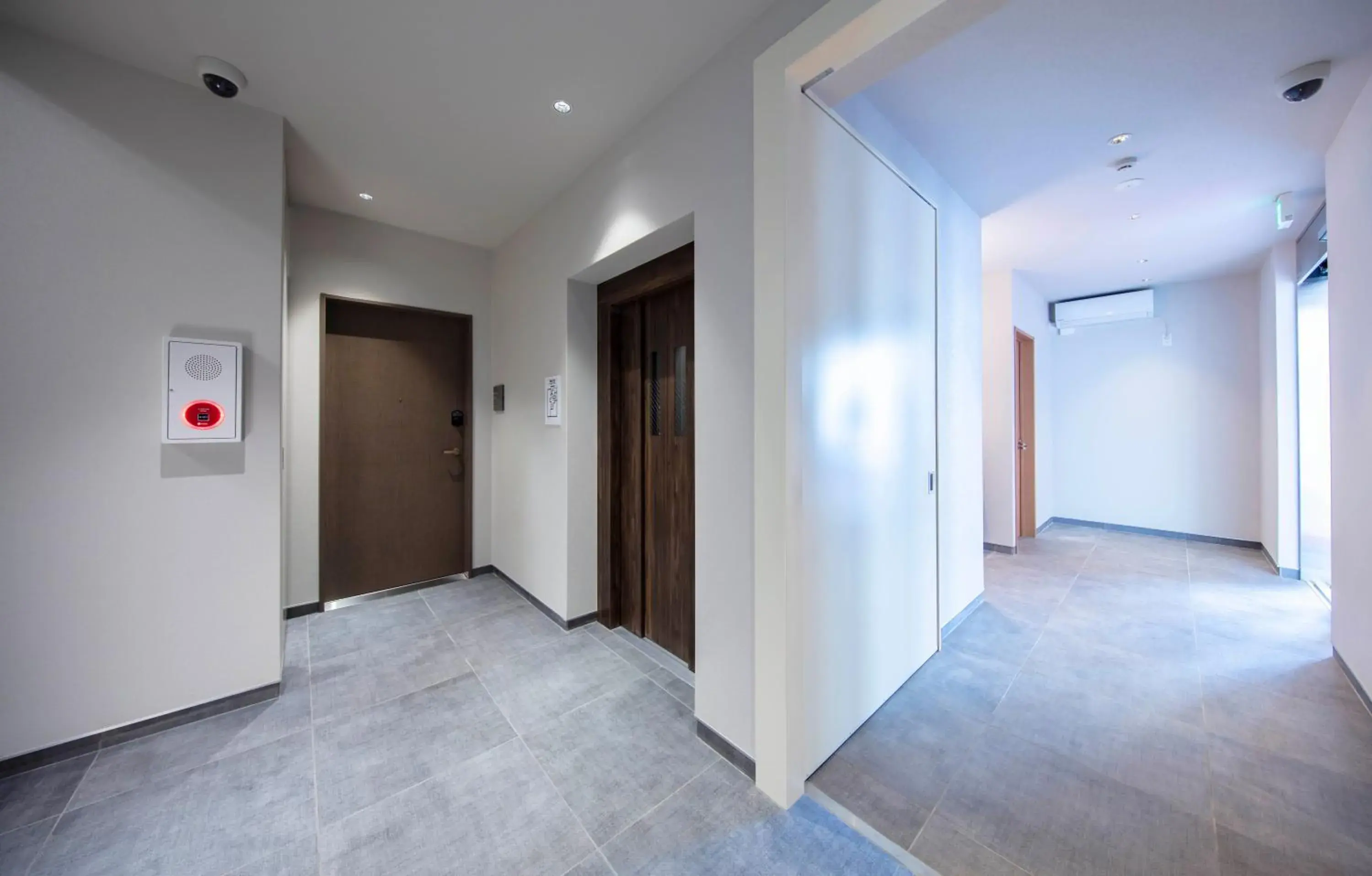 Lobby or reception in GRAND BASE Kurashiki Chuo Lobby or reception in GRAND BASE Kurashiki Chuo