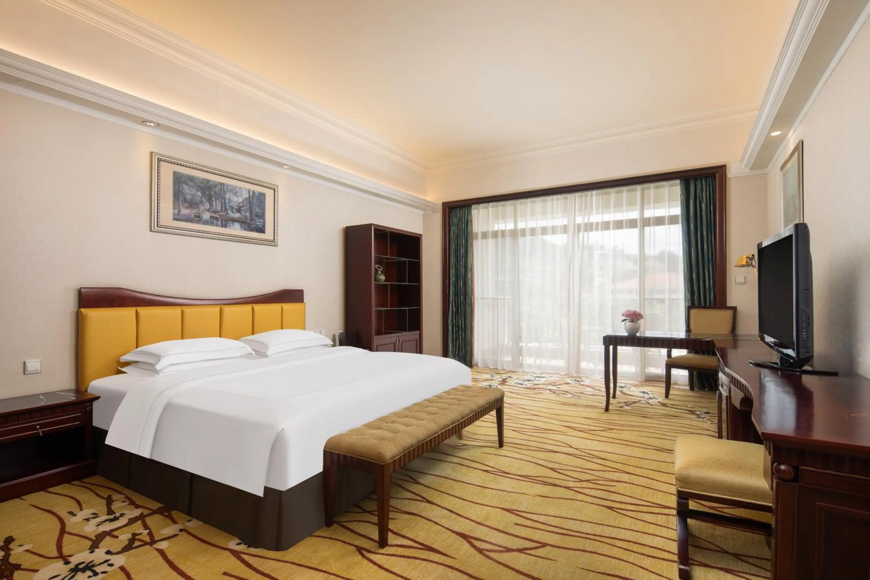 Bed in Guangzhou Phoenix City Hotel-Free Shuttle for Canton Fair 15th Oct to 5th Nov