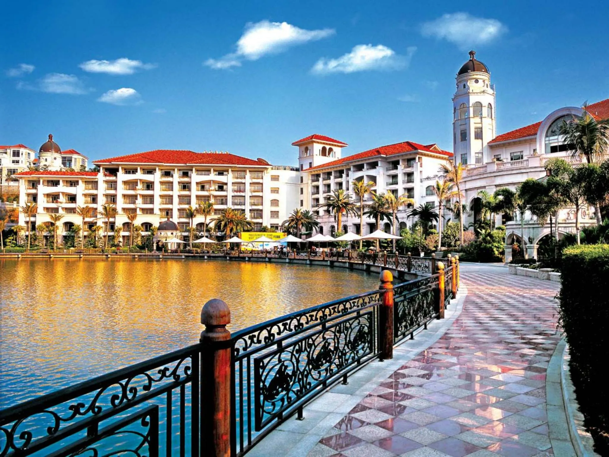 Garden in Guangzhou Phoenix City Hotel-Free Shuttle for Canton Fair 15th Oct to 5th Nov