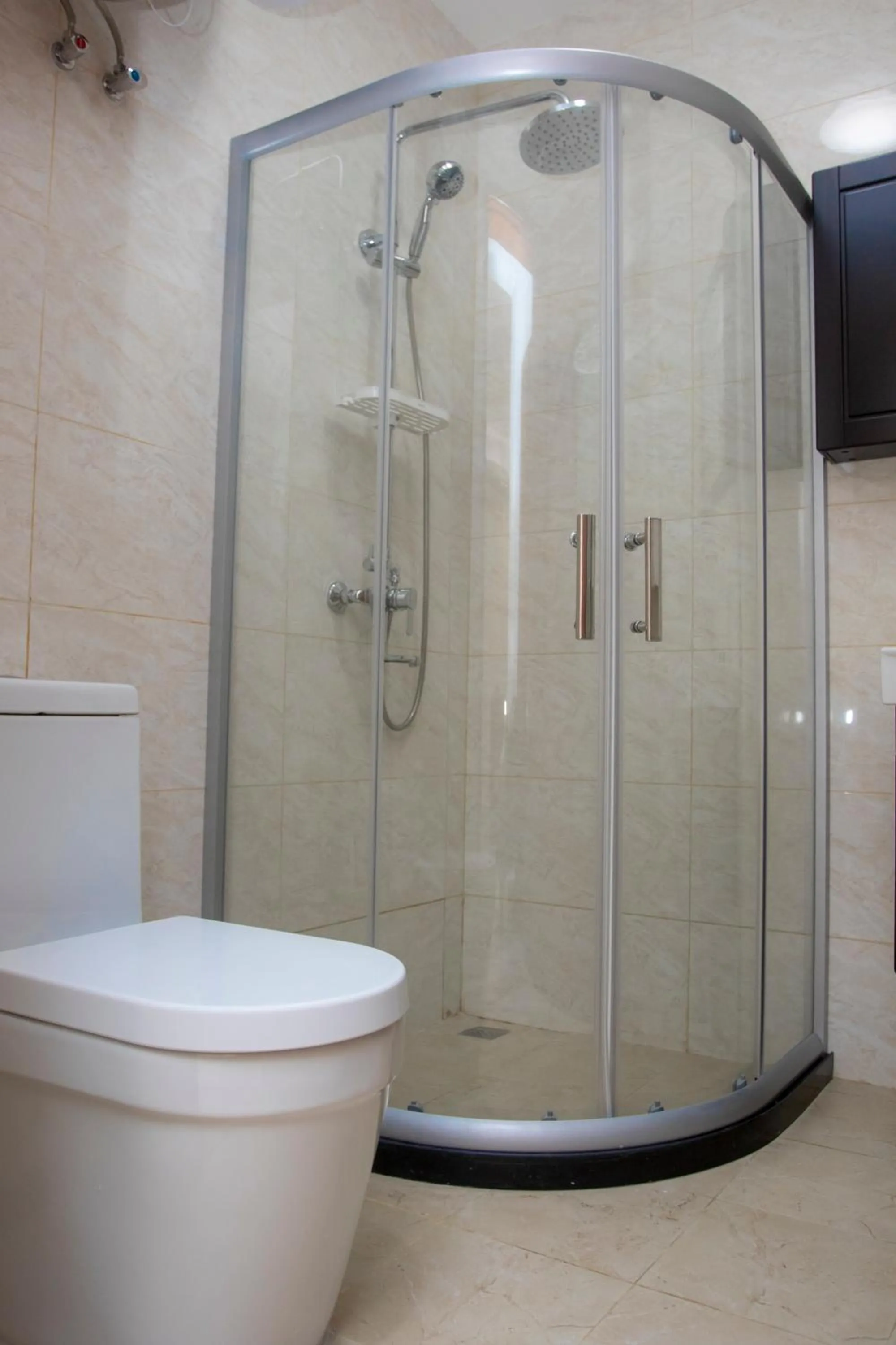 Bathroom in Lark Hotel