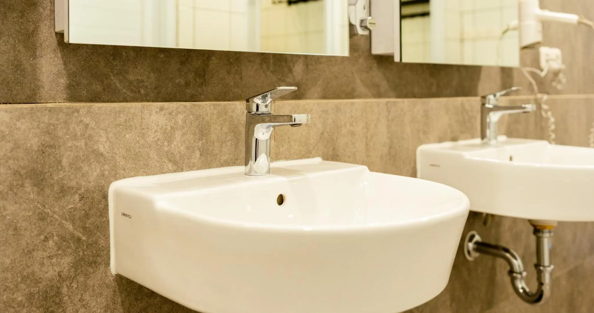 Bathroom in Bobopod Airport CBC, Tangerang