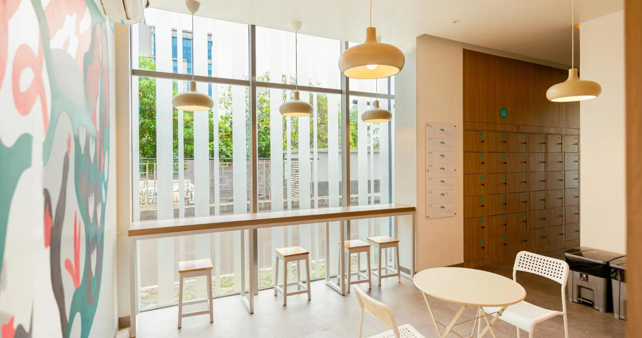 Communal lounge/ TV room in Bobopod Airport CBC, Tangerang