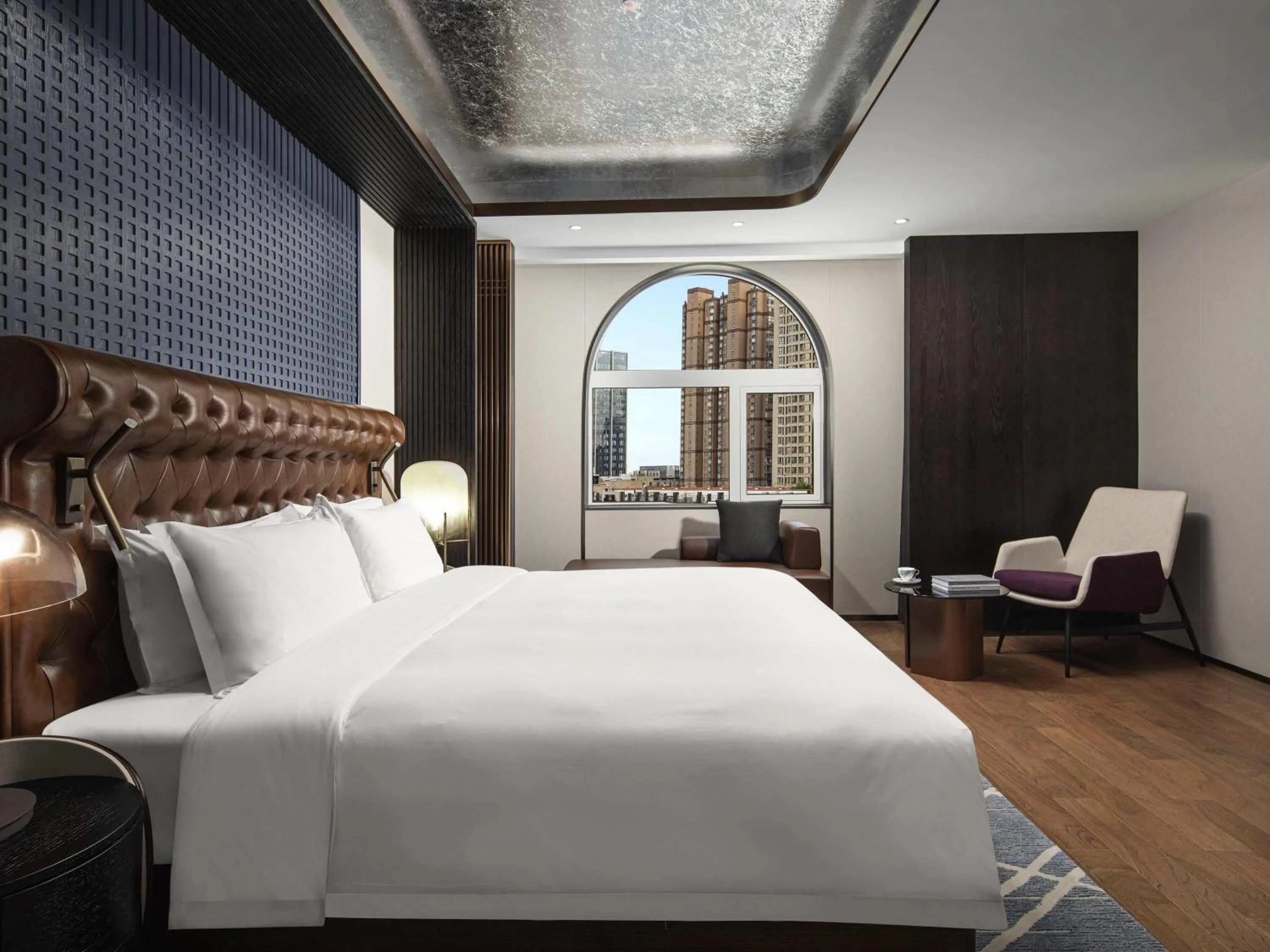 Photo of the whole room, Bed in Swissôtel Hefei Grand Park