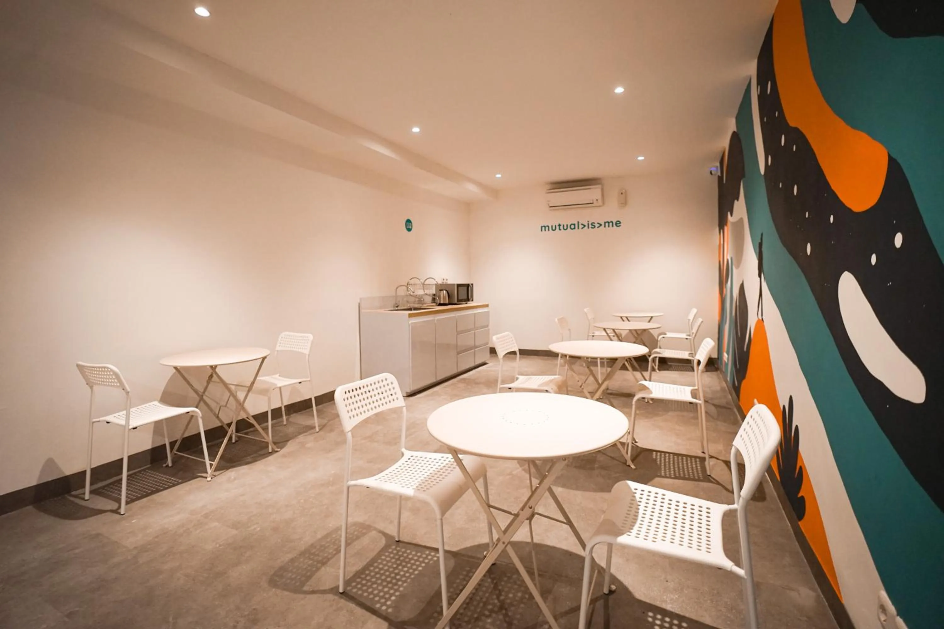 Area and facilities in Bobopod Tanah Abang, Jakarta