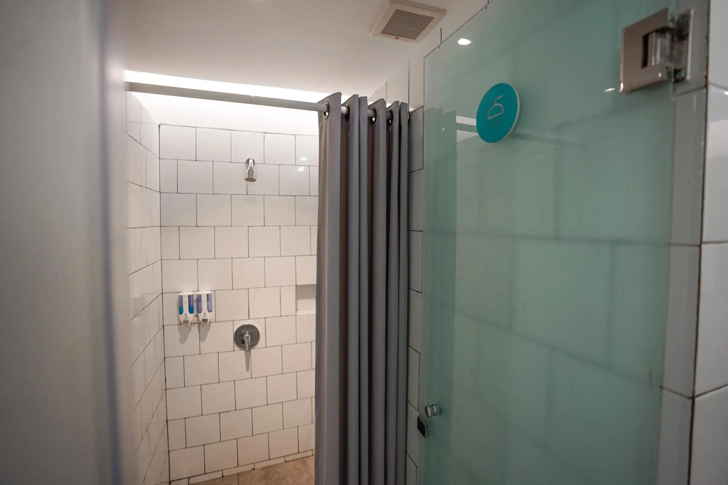 Bathroom in Bobopod Juanda, Jakarta Bathroom in Bobopod Juanda, Jakarta