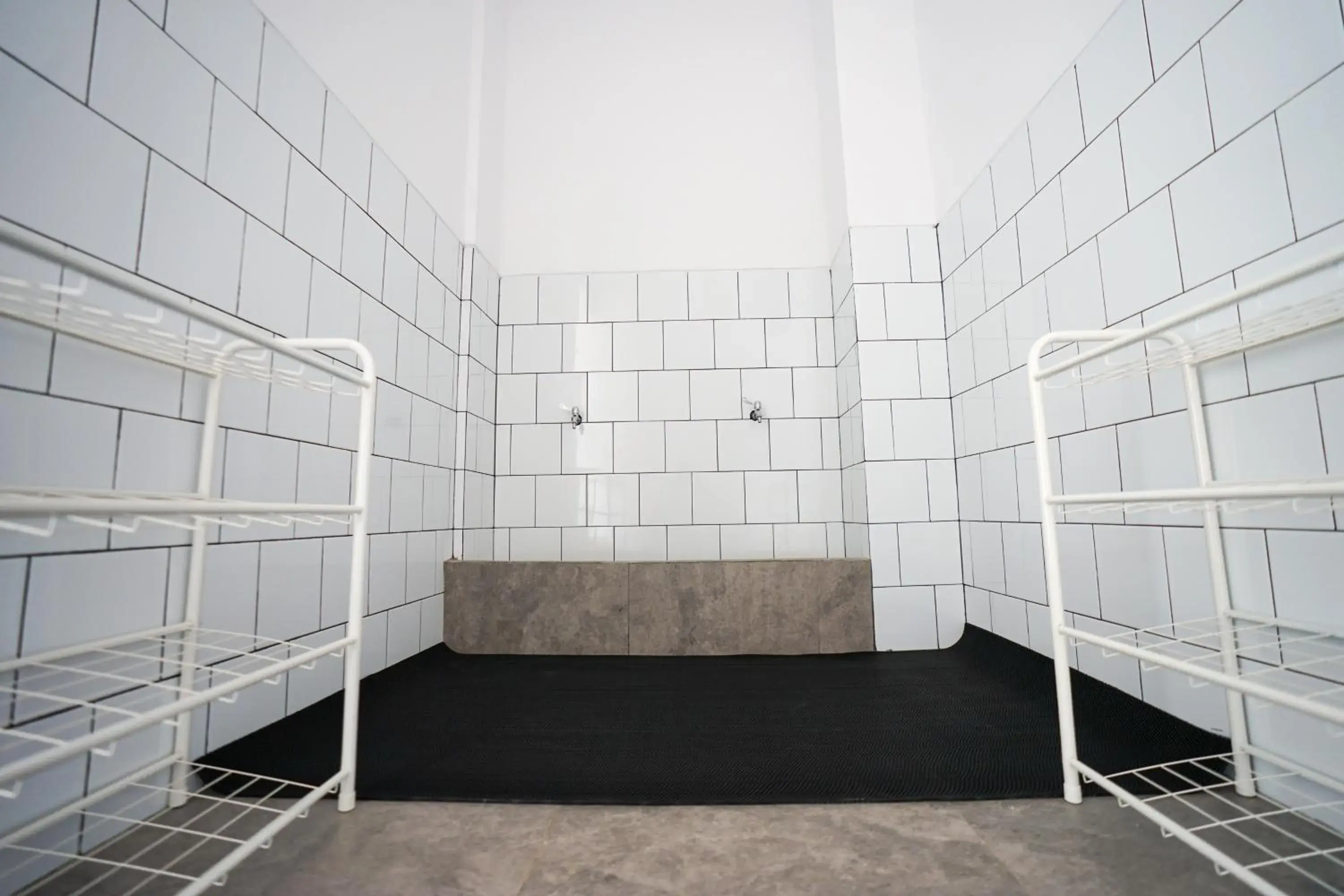 room service in Bobopod Juanda, Jakarta room service in Bobopod Juanda, Jakarta