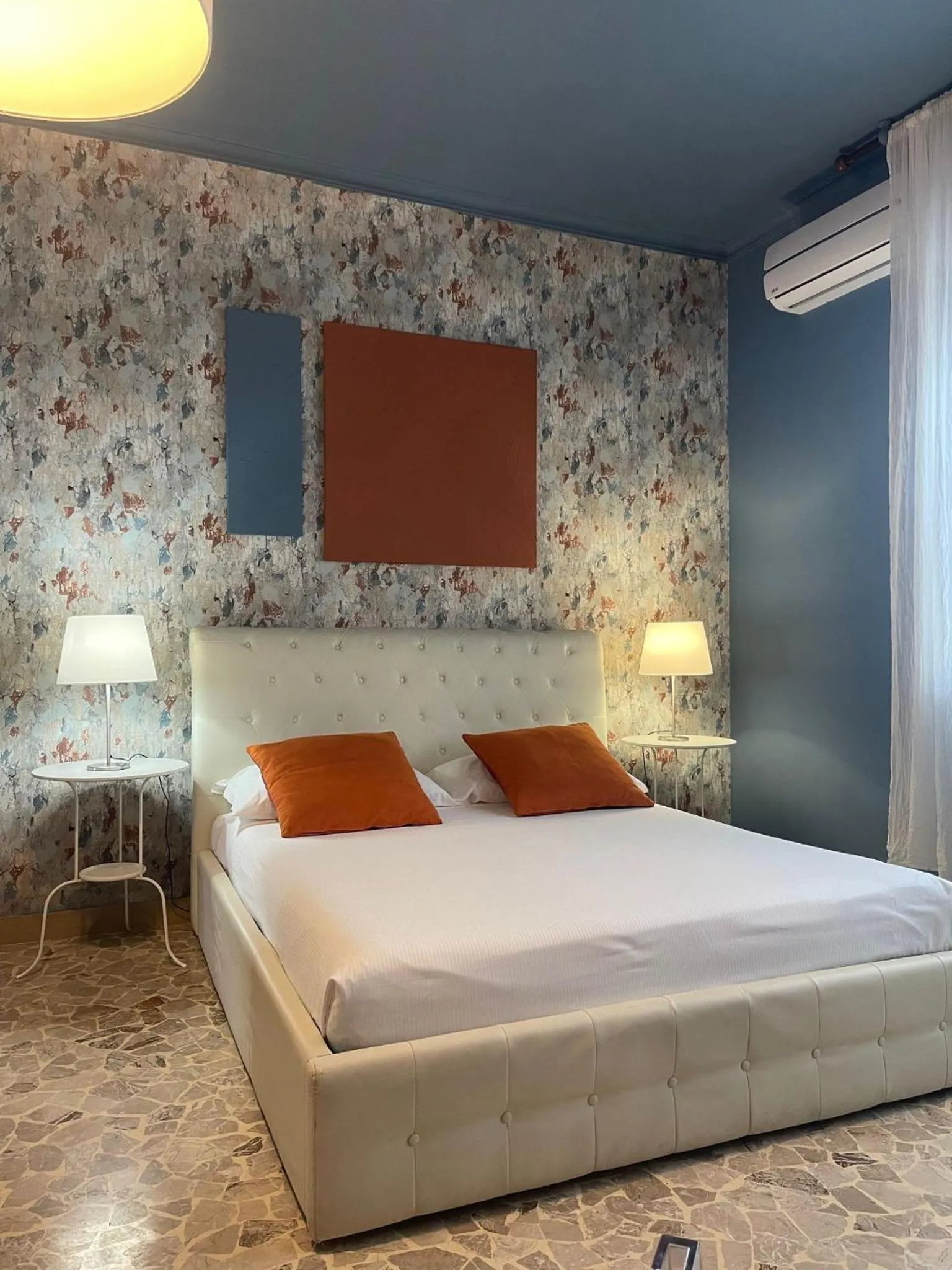 Bedroom, Bed in Central Suite Bed&Breakfast