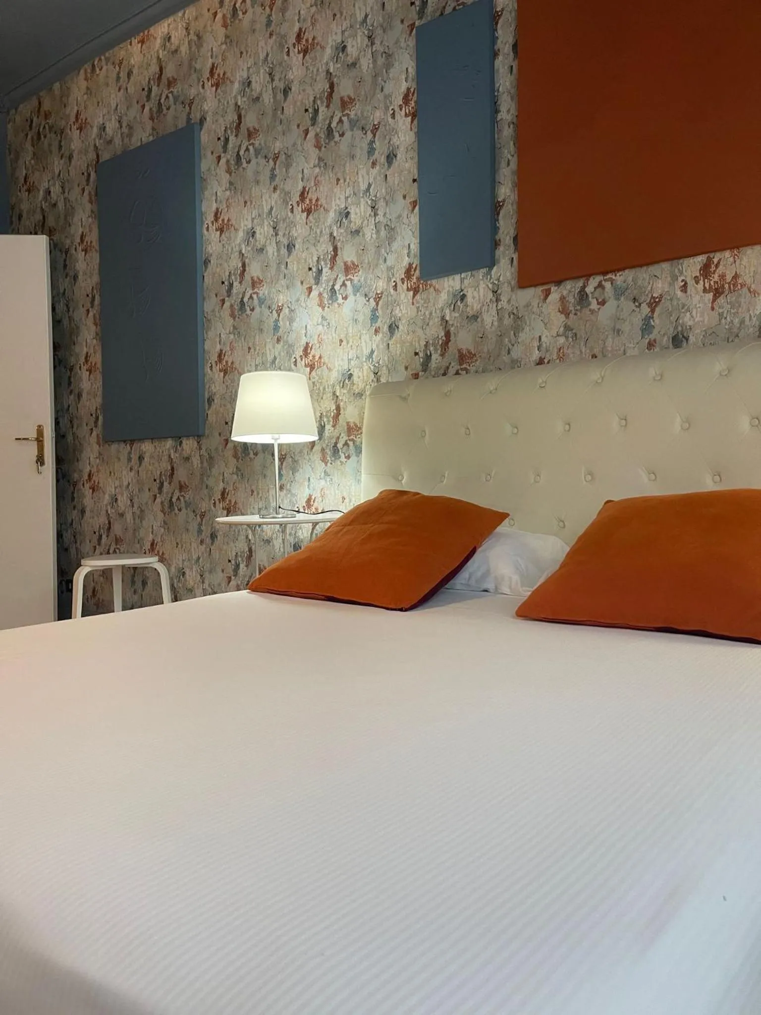 Bedroom, Bed in Central Suite Bed&Breakfast