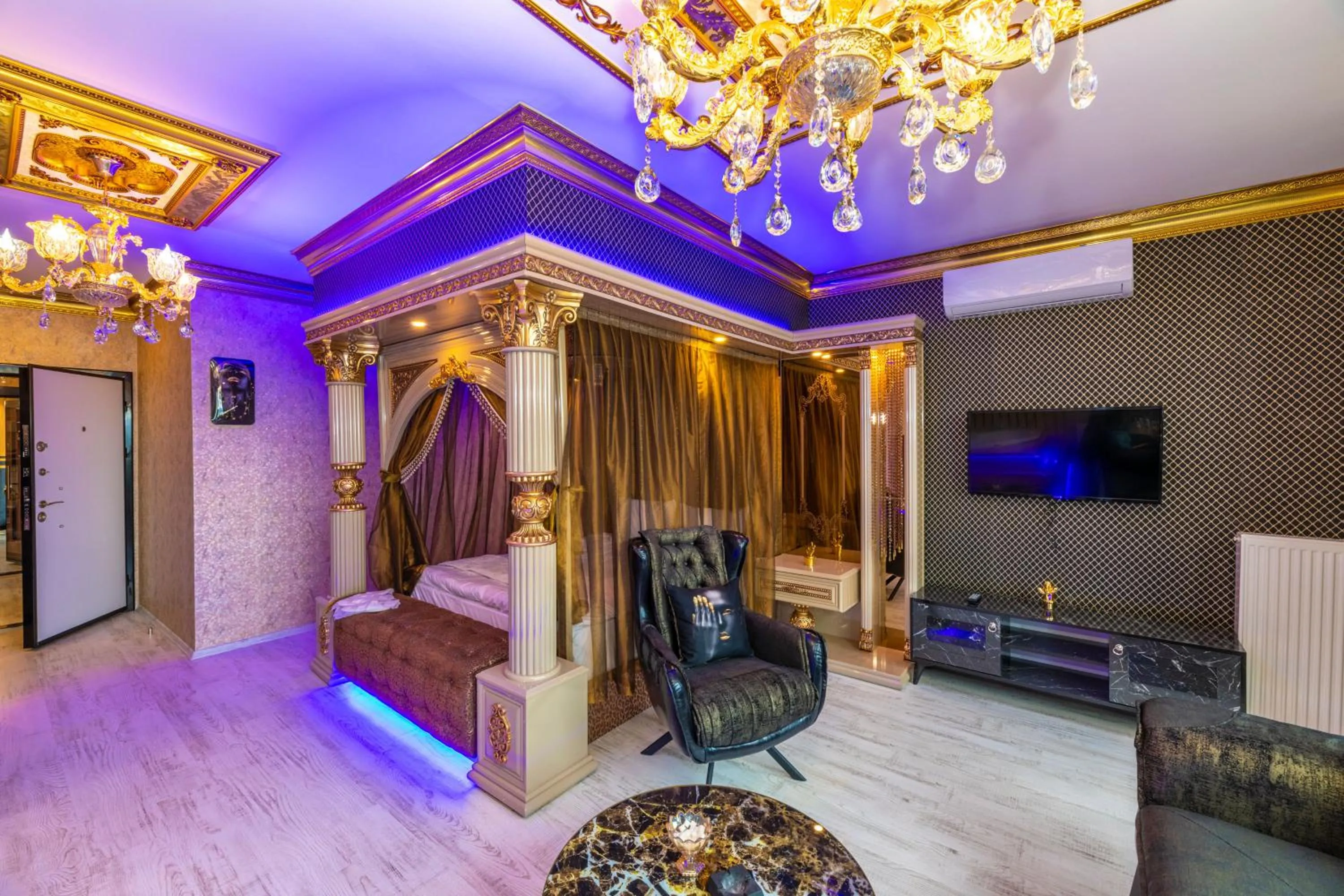 Decorative detail in Istanbul Taksim Residence Hotel By MESUT