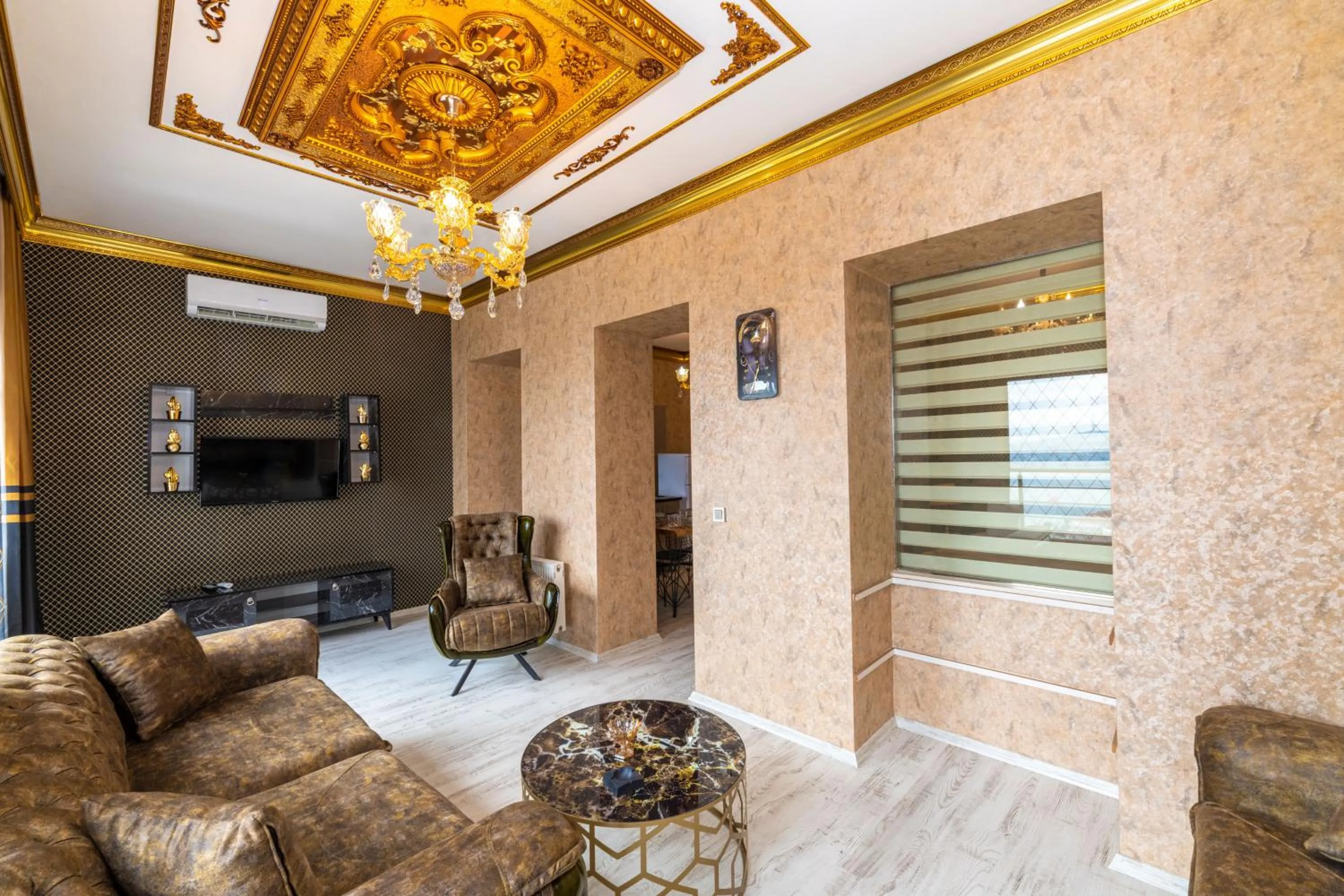 Living room in Istanbul Taksim Residence Hotel By MESUT