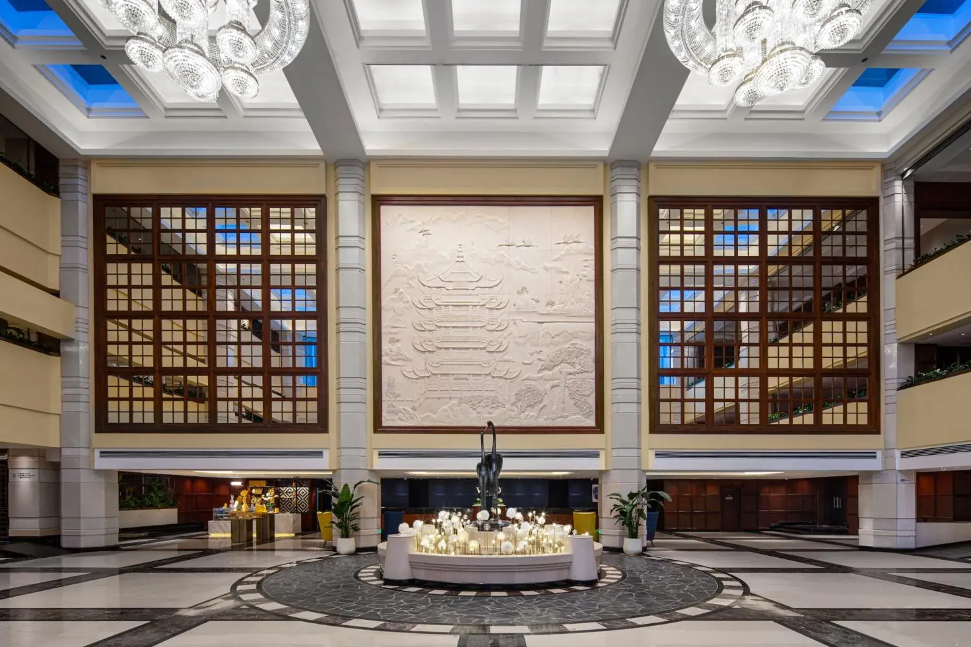 Lobby or reception in voco Wuhan Xinhua by IHG Lobby or reception in voco Wuhan Xinhua by IHG